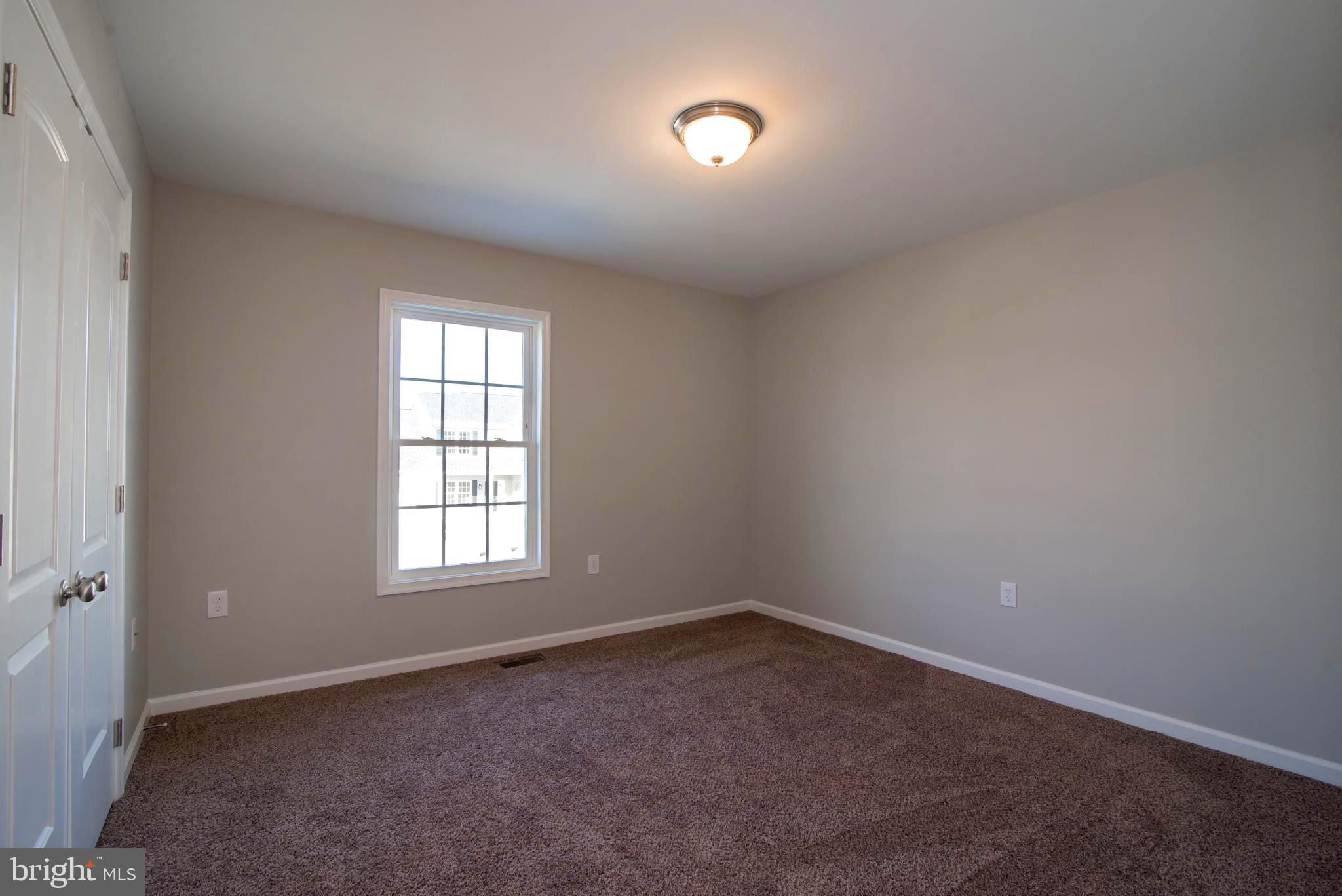 RED HILL - Residential