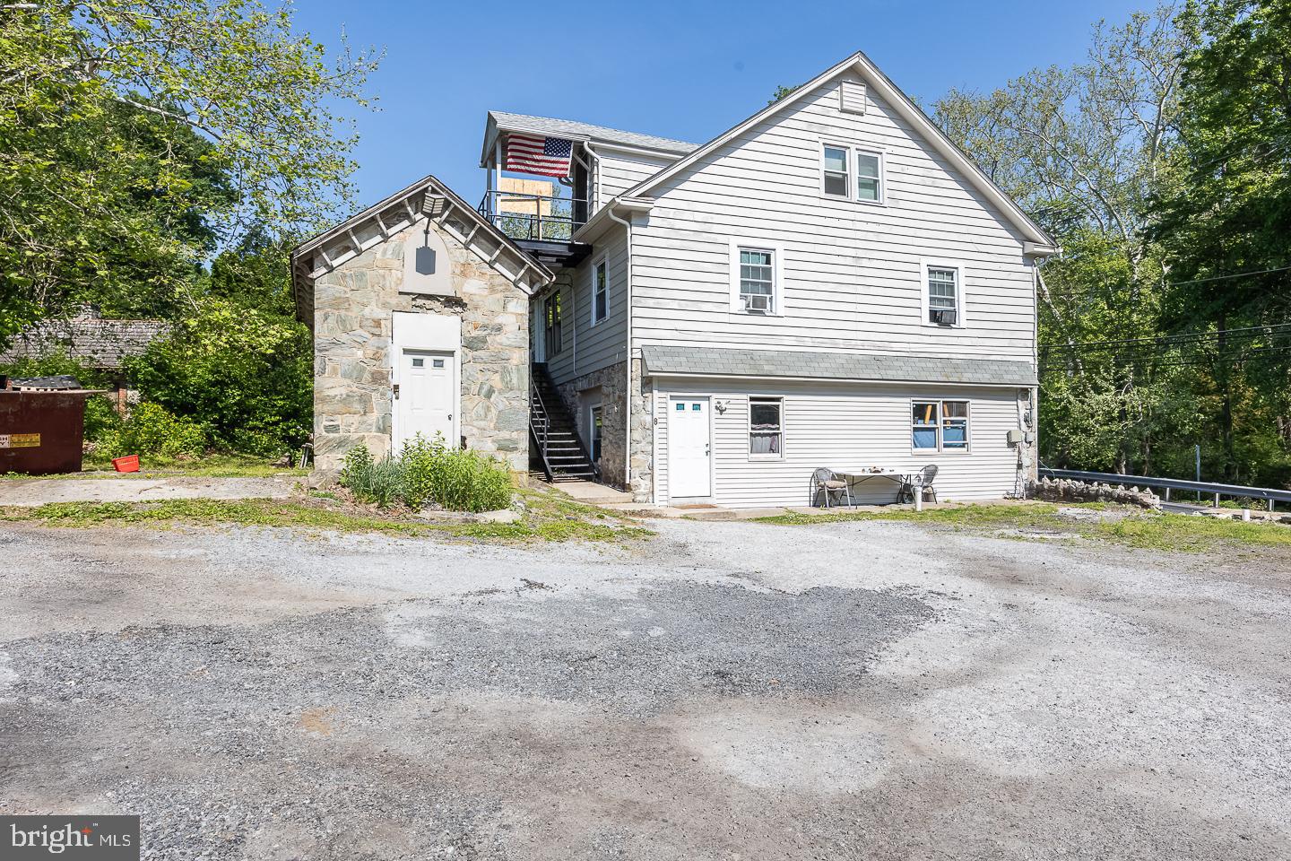1002 BONDSVILLE ROAD