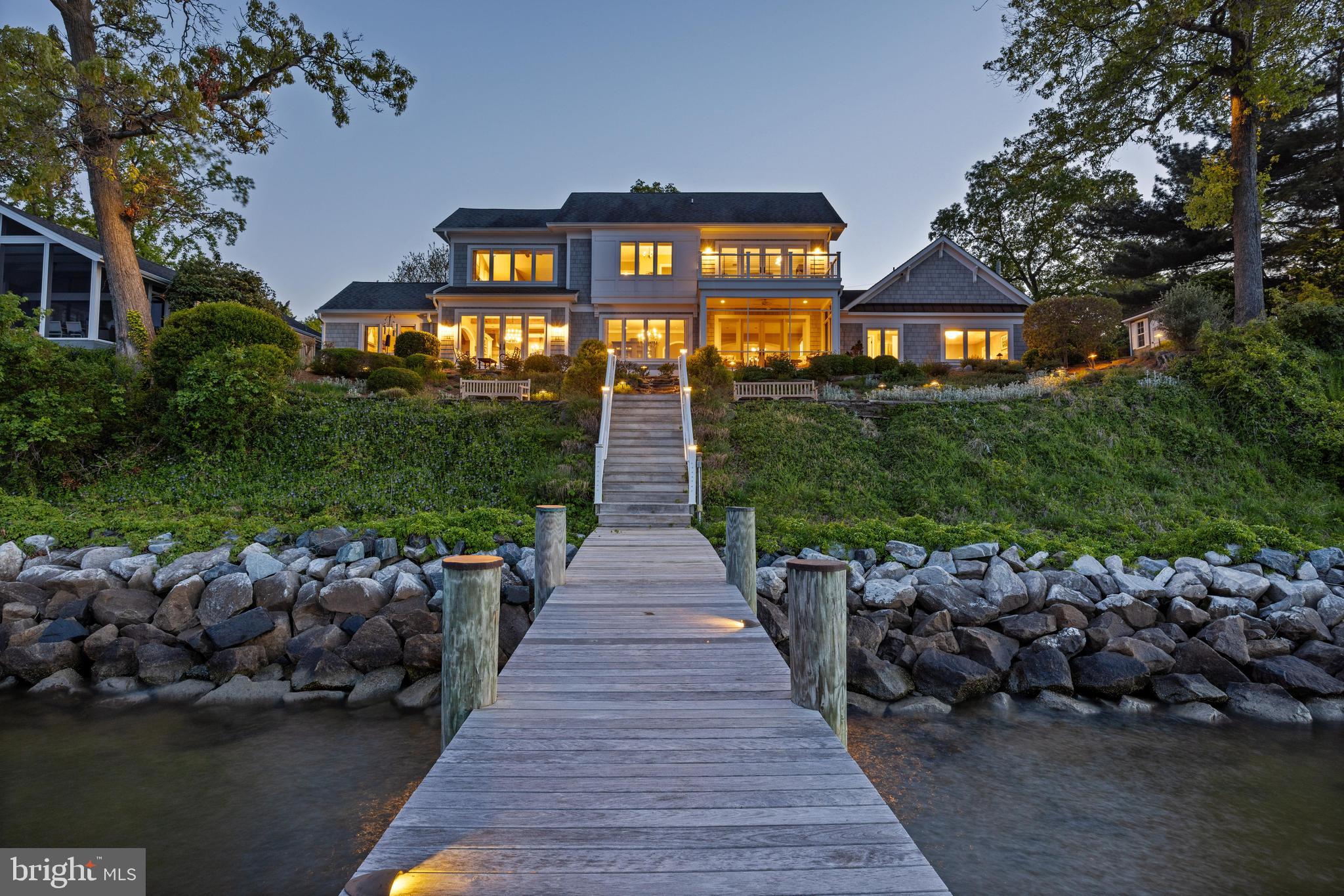 ANNAPOLIS ROADS - Residential