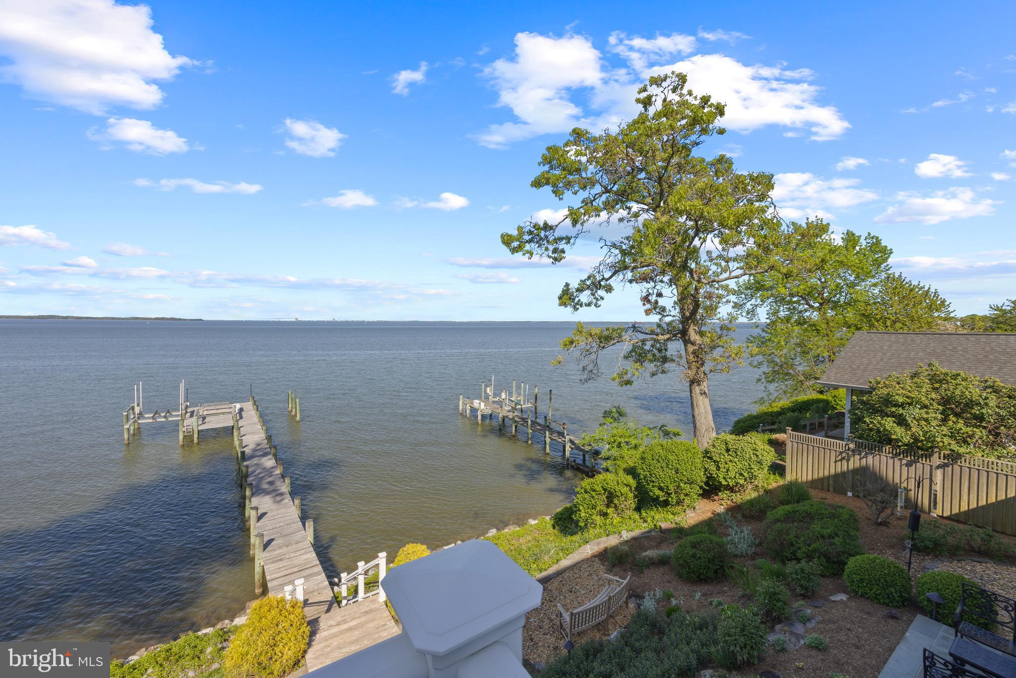 ANNAPOLIS ROADS - Residential