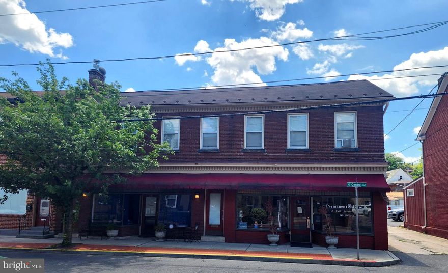 Investment property fully occupied with one addional space to renovate:
436 Apt 1 - residential/upstairs - 1 bedroom - currently rented
436 Apt 2 - residential/upstairs - 1 bedroom - currently rented
438 - commercial unit/downstairs, currently has Co-Space/yoga studio in there
440 - residential/upstairs - 2 bedroom - currently rented
442 - commercial unit/upstairs - currently has Permanent Solutions hair salon
1 car garage - being rented by Co-Space/yoga to expand yoga studio
21 Euclid (around back) - residential/upstairs - was previously a 1 bedroom apartment, currently gutted, ready to start renovations.  Gross rent in 2024 is $55,020.