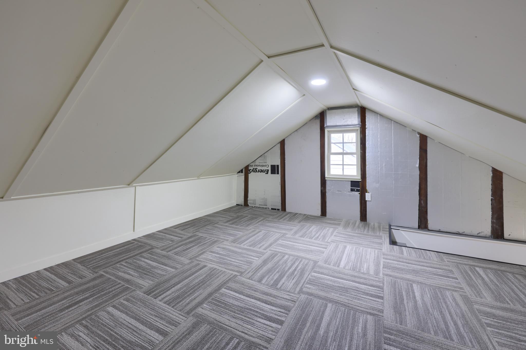 ROYALTON - Residential