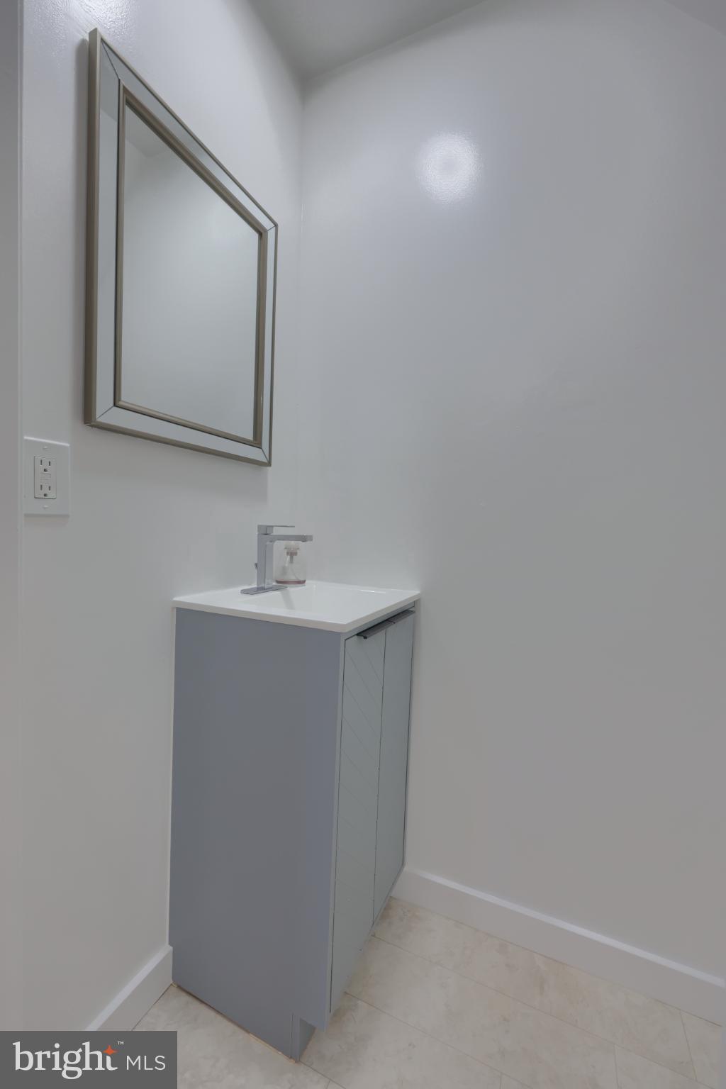 ROYALTON - Residential