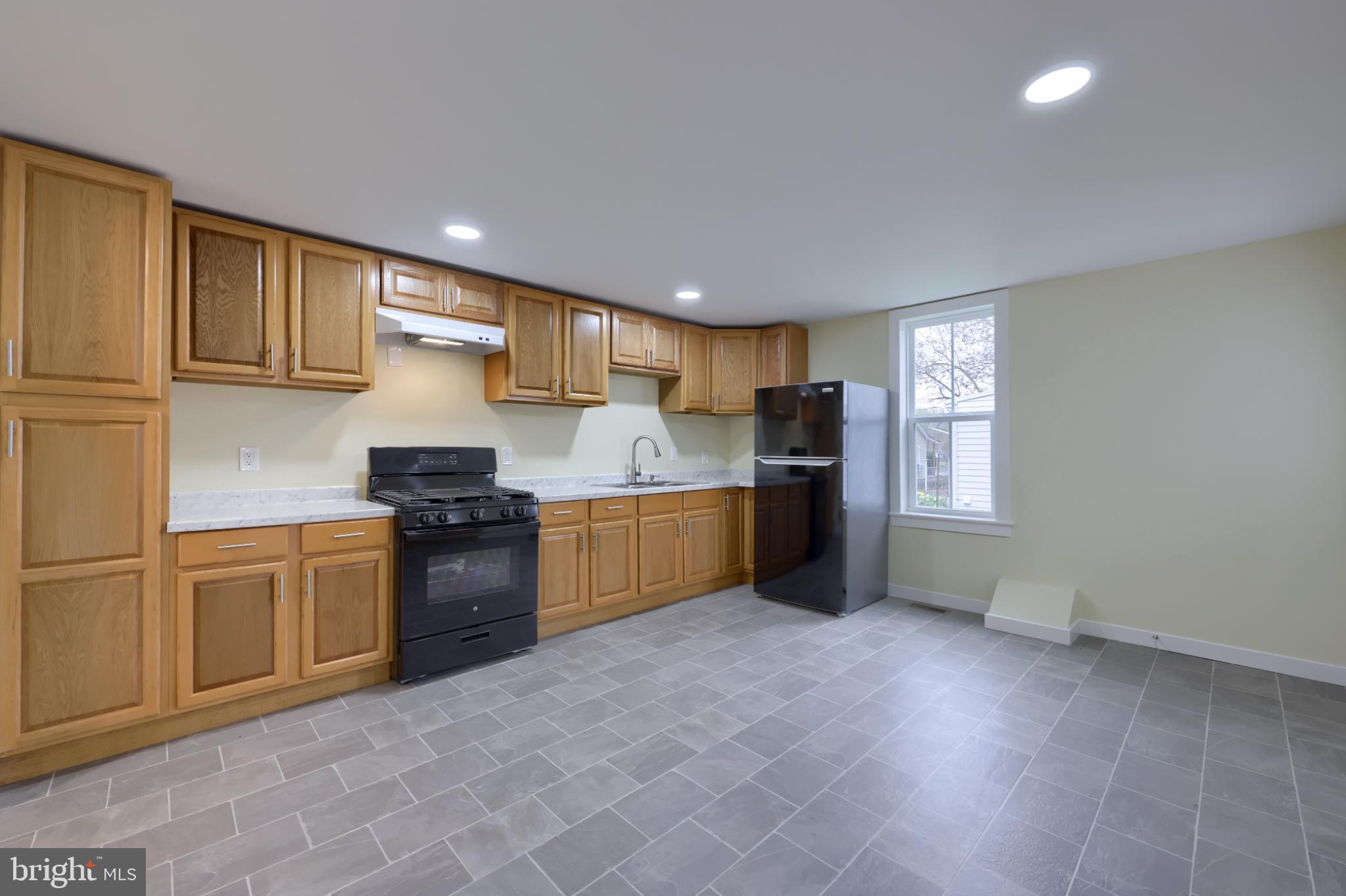 ROYALTON - Residential