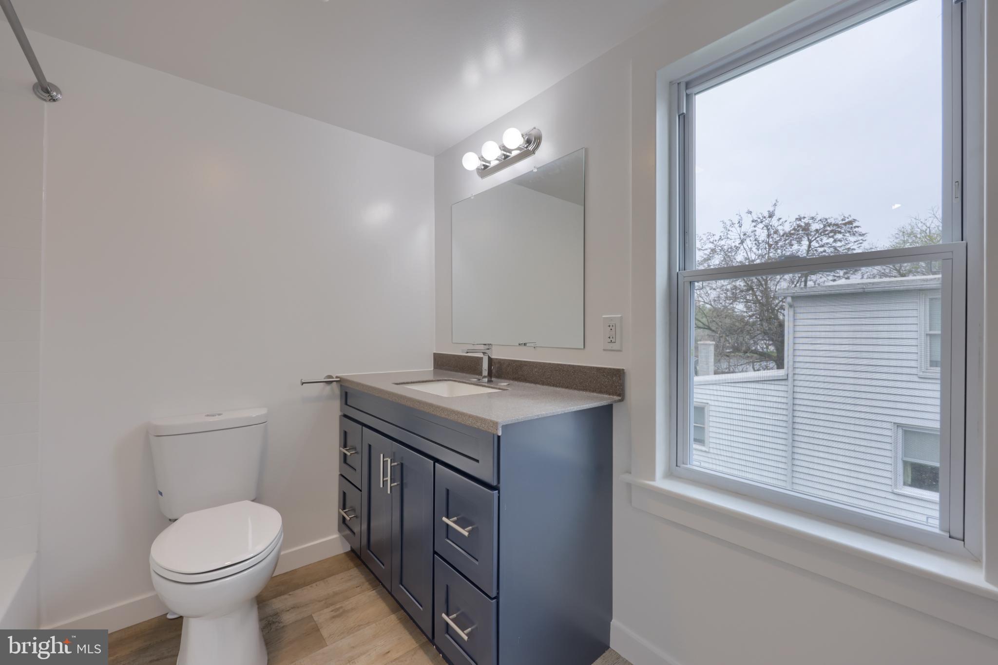 ROYALTON - Residential