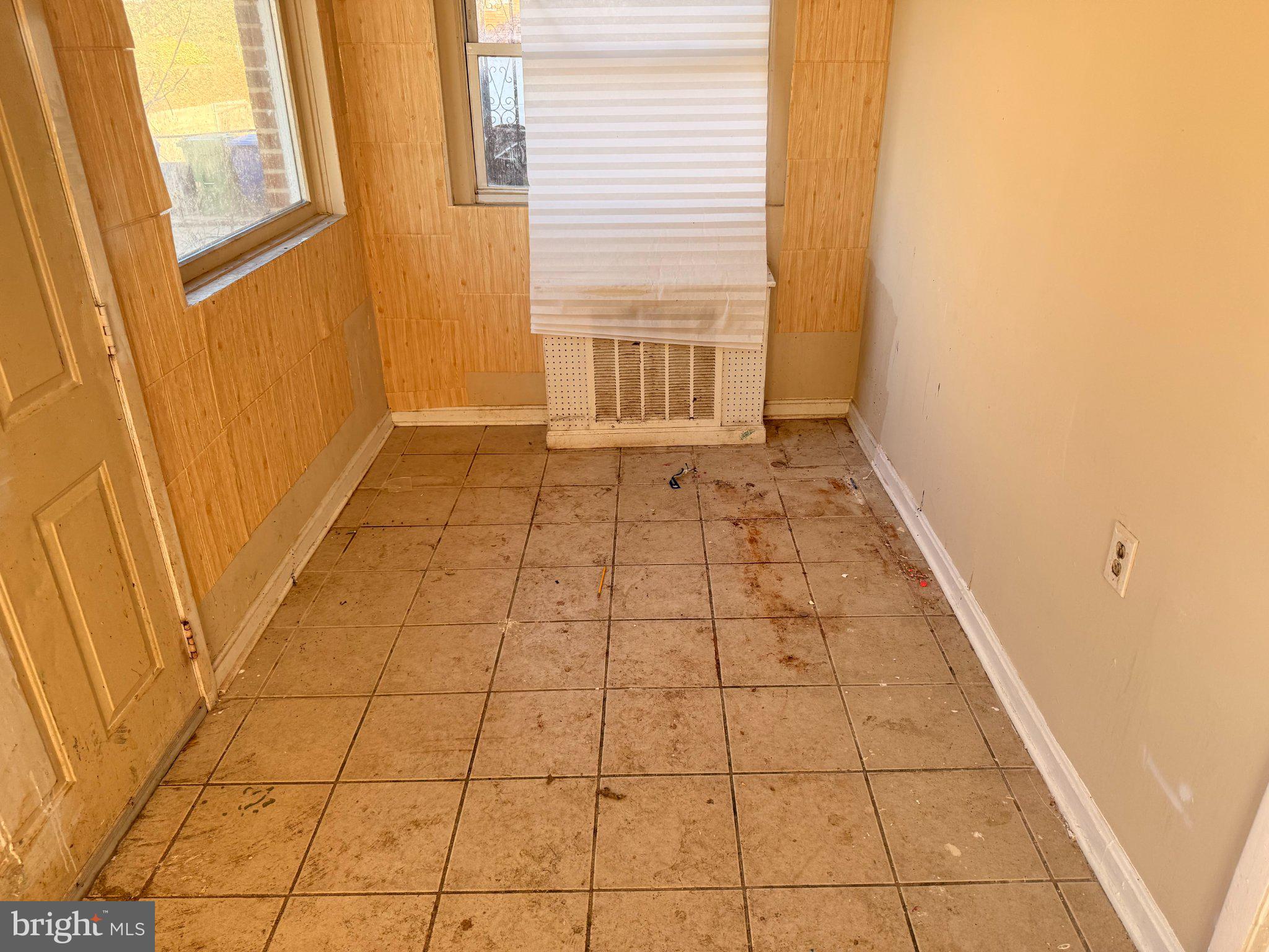 RADNOR WINSTON - Residential