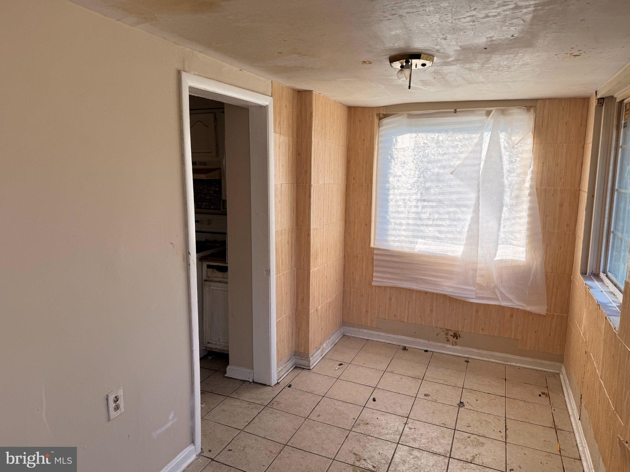 RADNOR WINSTON - Residential