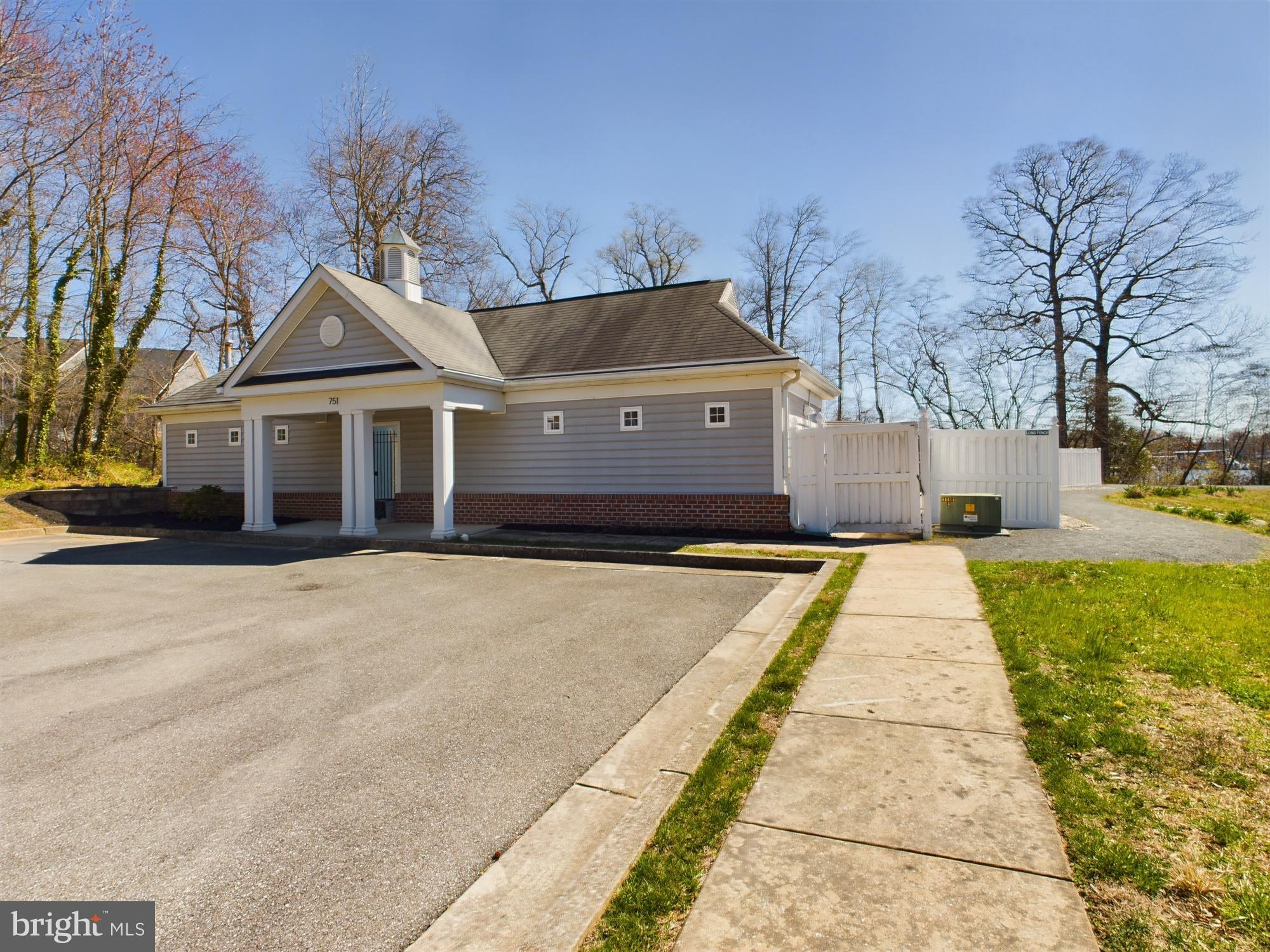 HOPEWELL POINTE - Residential