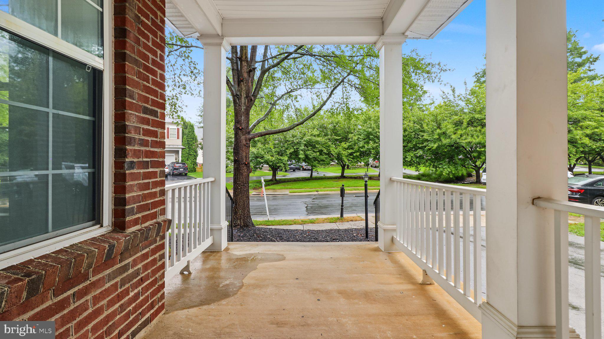 22891 COURTLAND PARK DRIVE