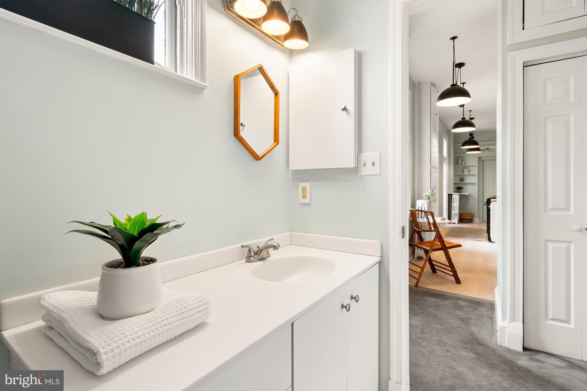 BOLTON HILL HISTORIC DISTRICT - Residential Lease