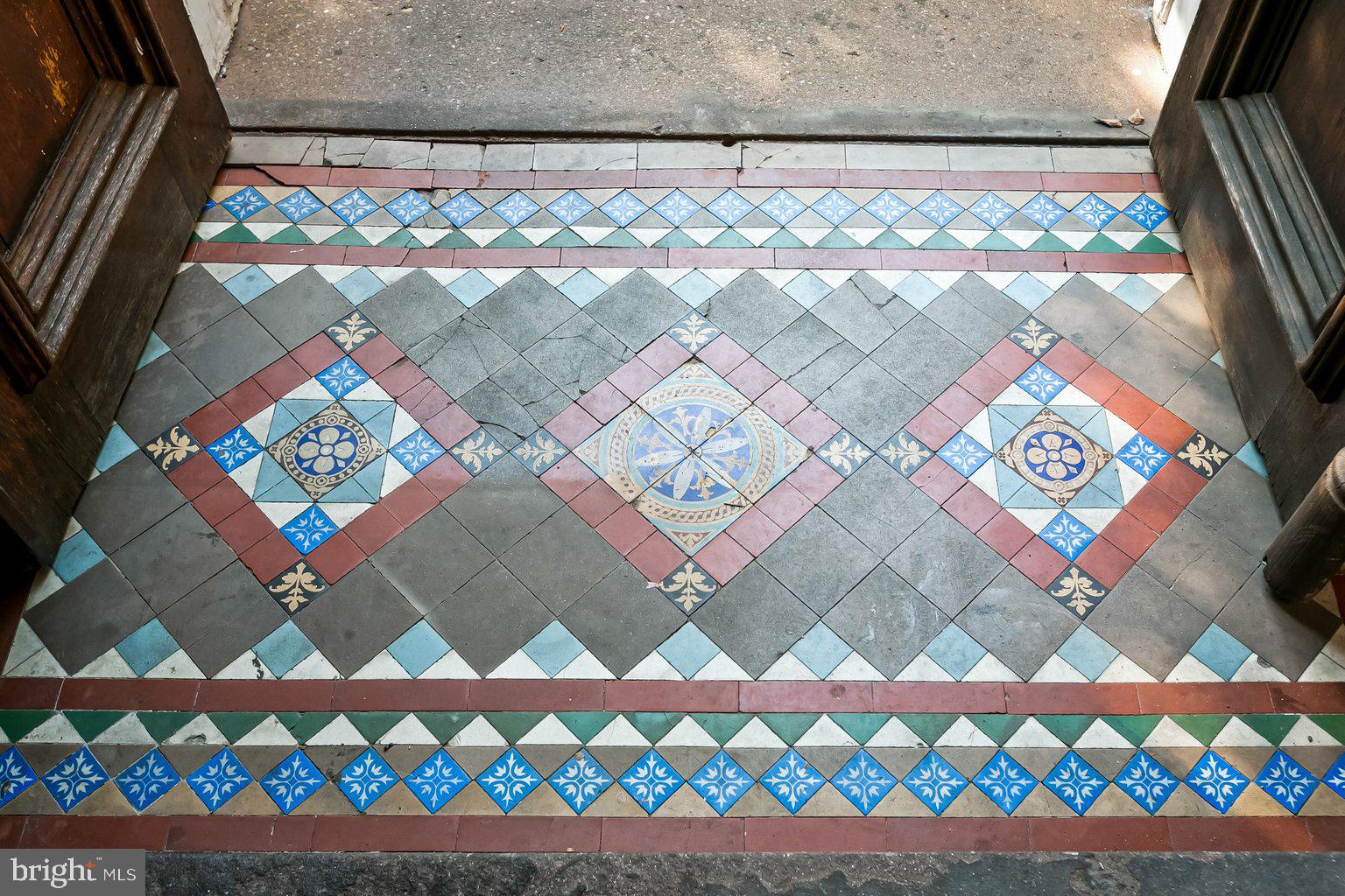 BOLTON HILL HISTORIC DISTRICT - Residential Lease