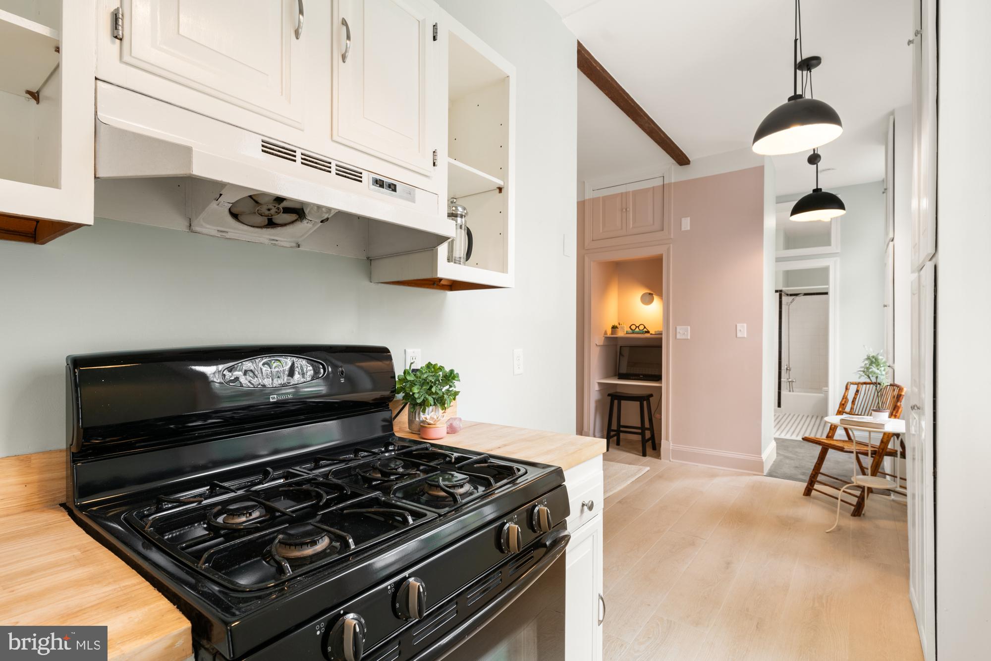 BOLTON HILL HISTORIC DISTRICT - Residential Lease