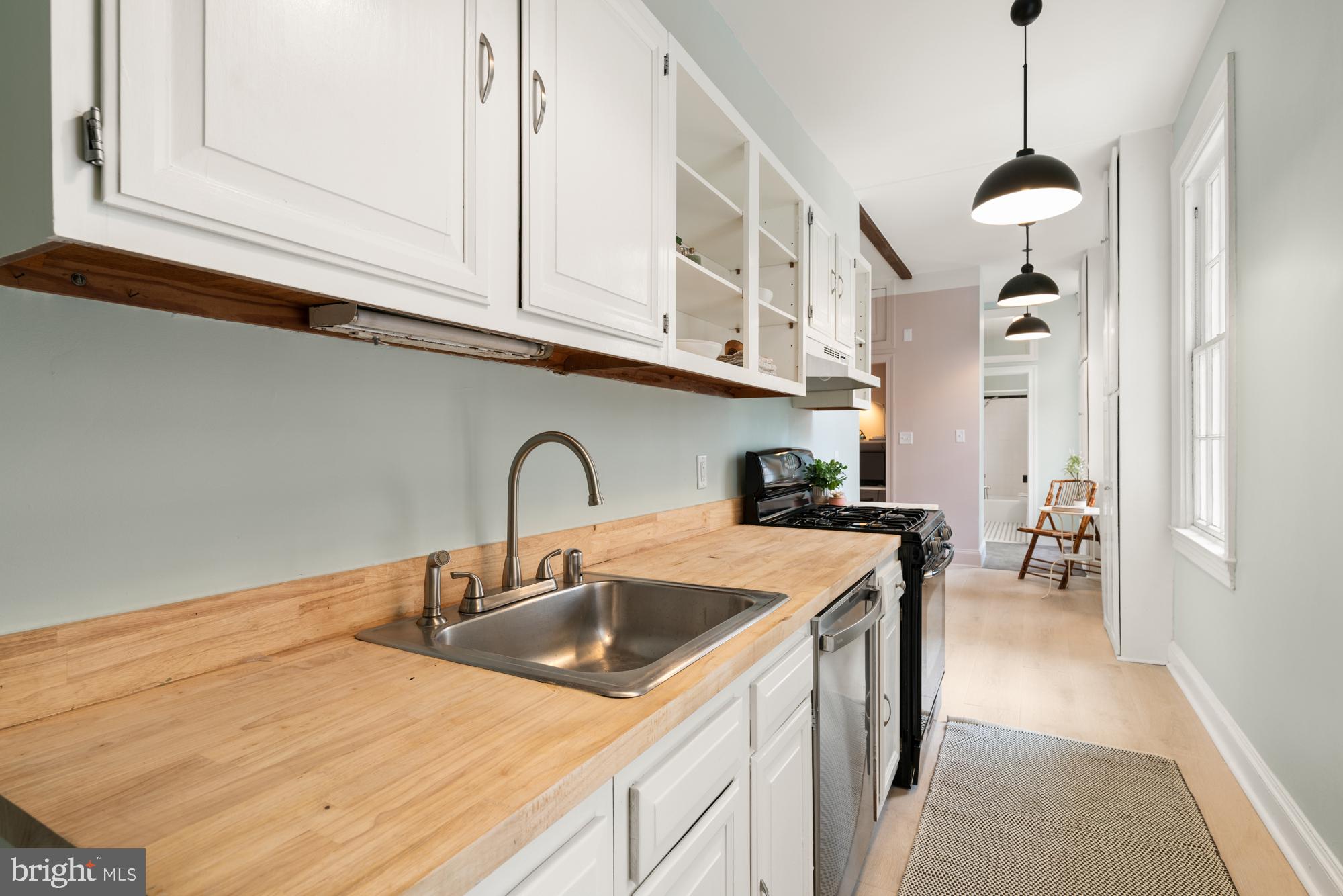 BOLTON HILL HISTORIC DISTRICT - Residential Lease