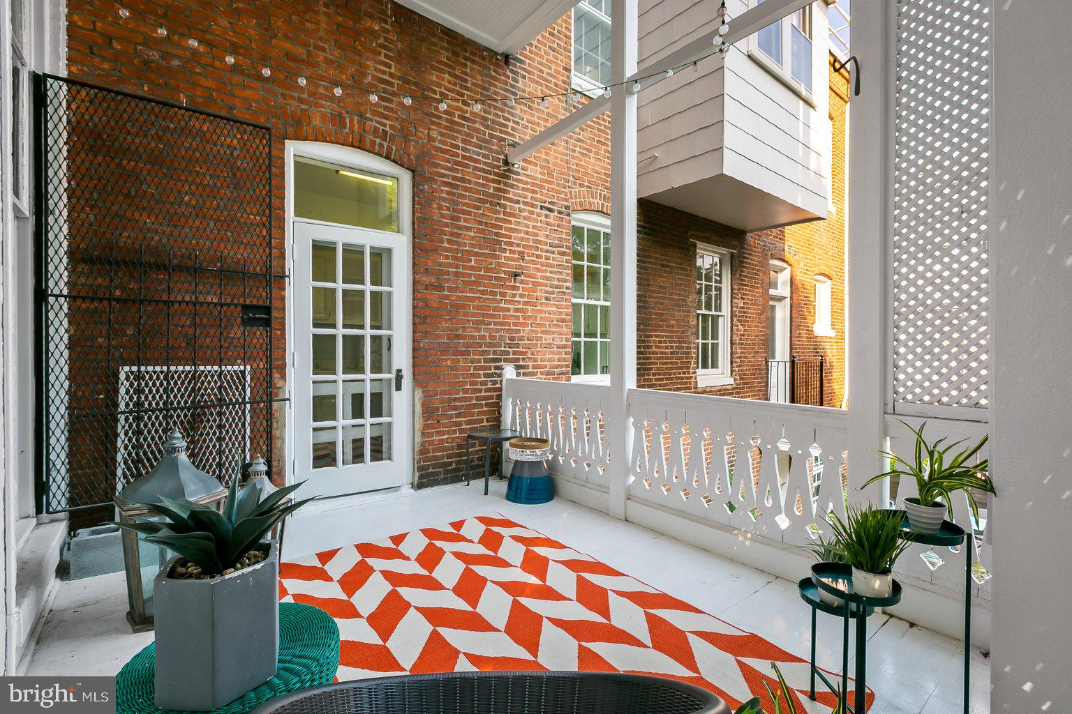 BOLTON HILL HISTORIC DISTRICT - Residential Lease