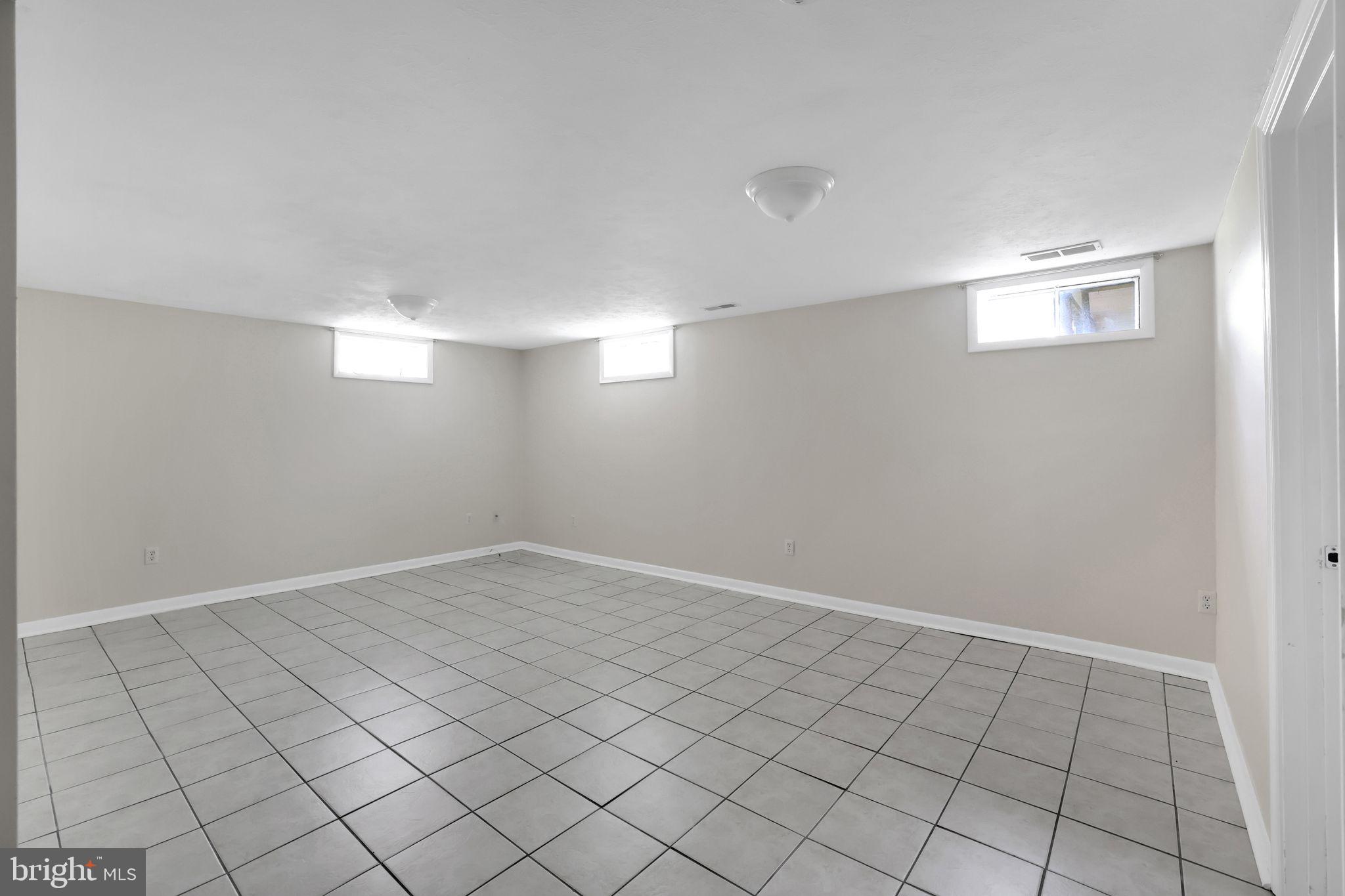 B P MYERS - Residential