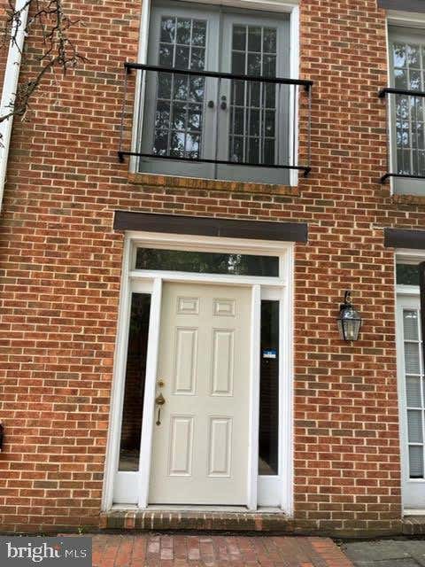 Townhouse For Rent - 4100 11th Street<br/> ARLINGTON, VA 22201