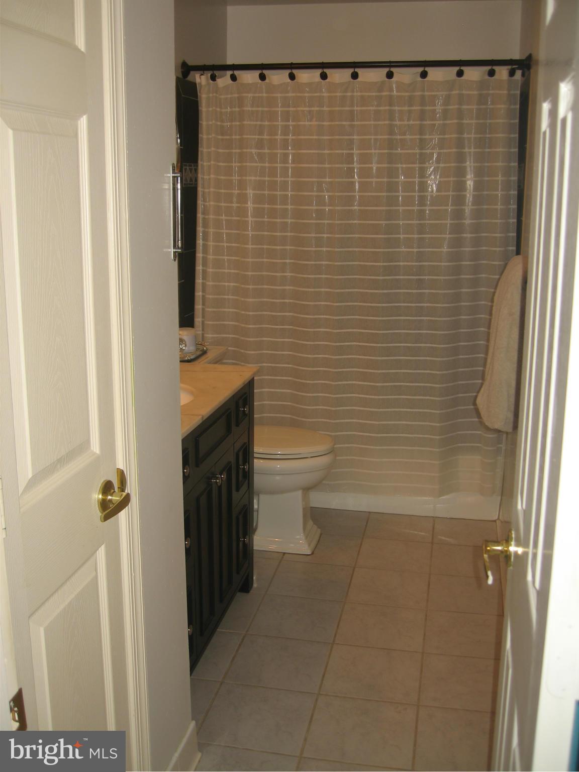 GREY ROCK VILLAS - Residential