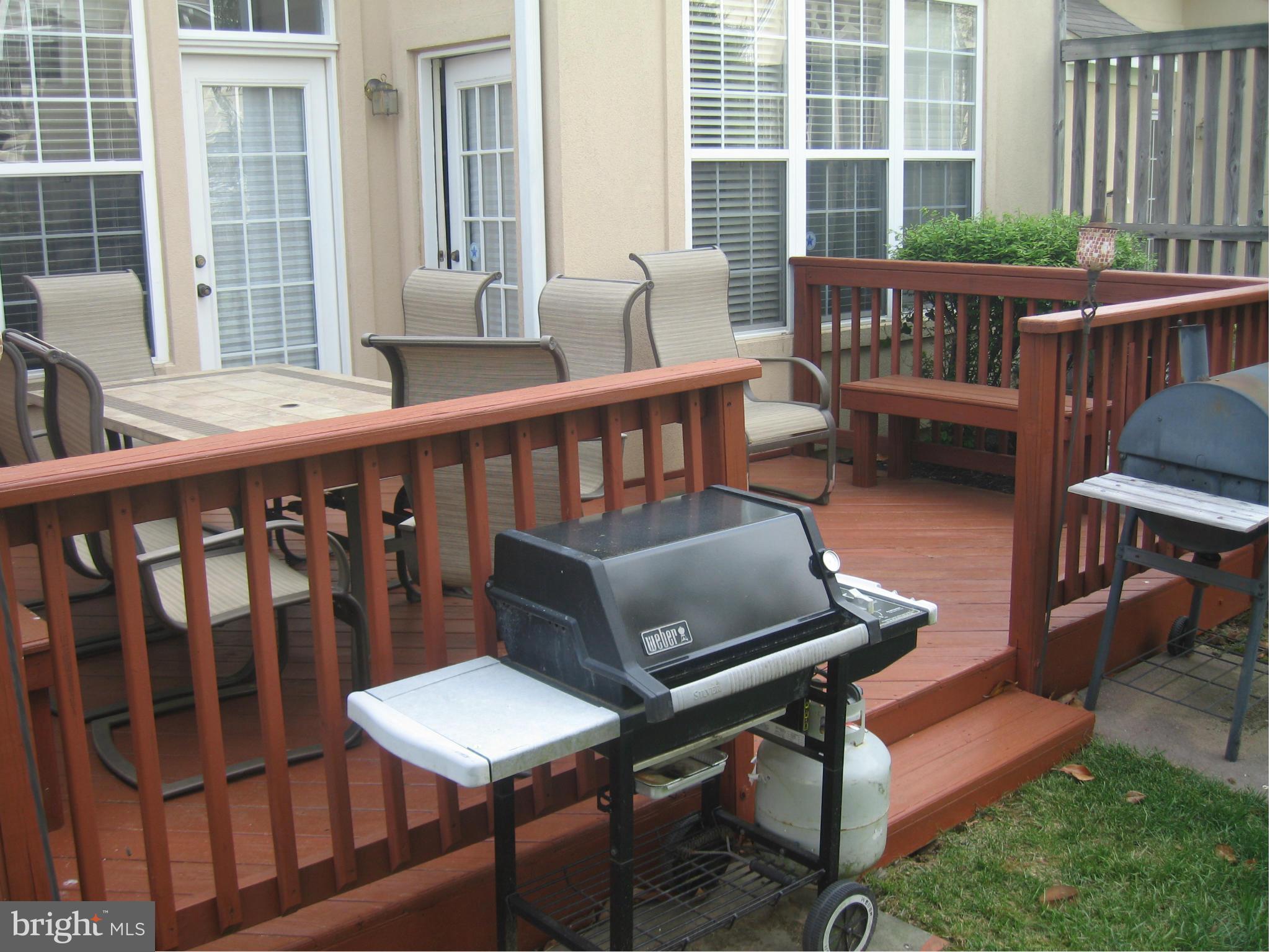 GREY ROCK VILLAS - Residential