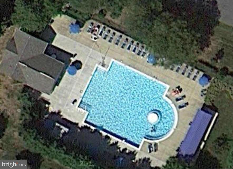 GREY ROCK VILLAS - Residential