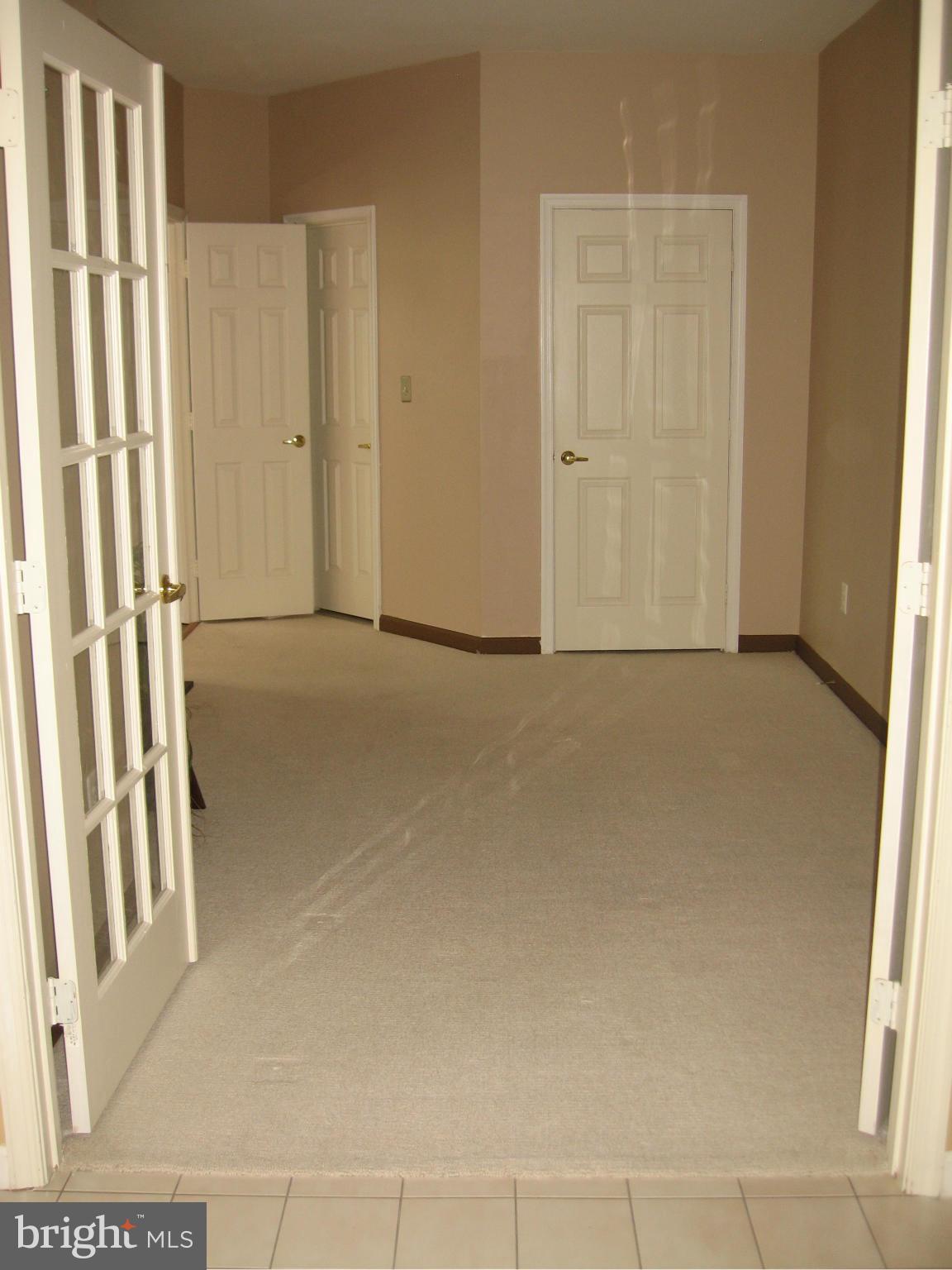 GREY ROCK VILLAS - Residential