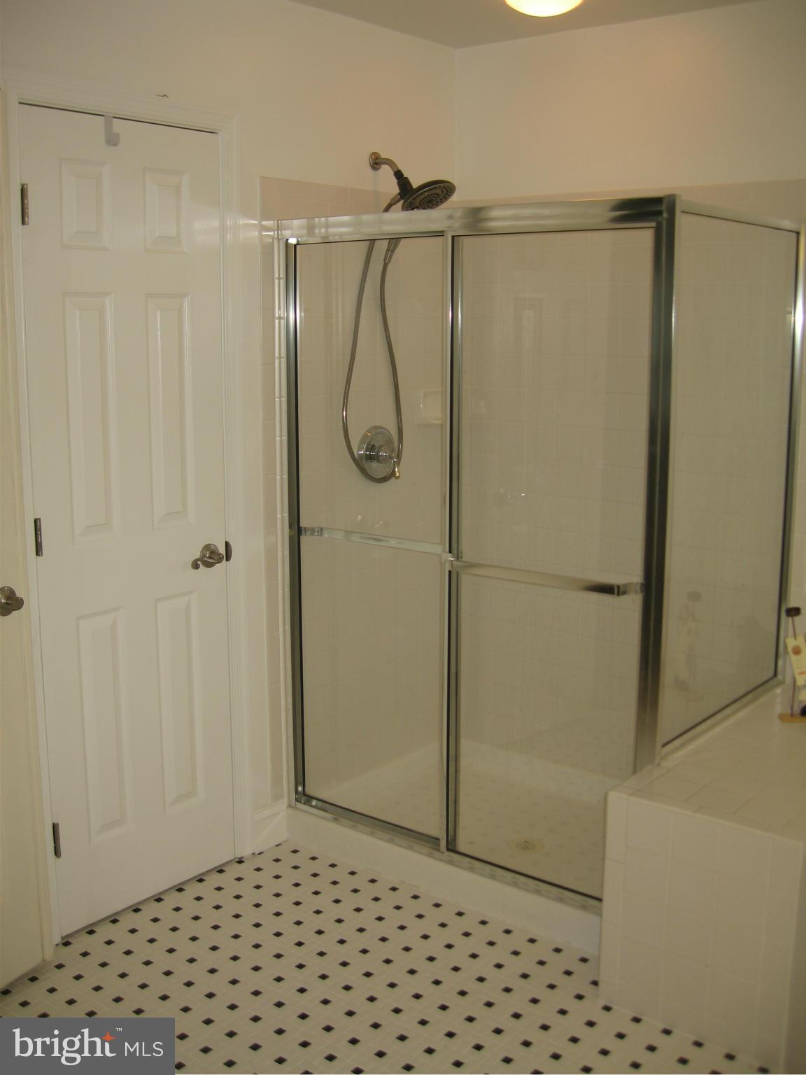 GREY ROCK VILLAS - Residential