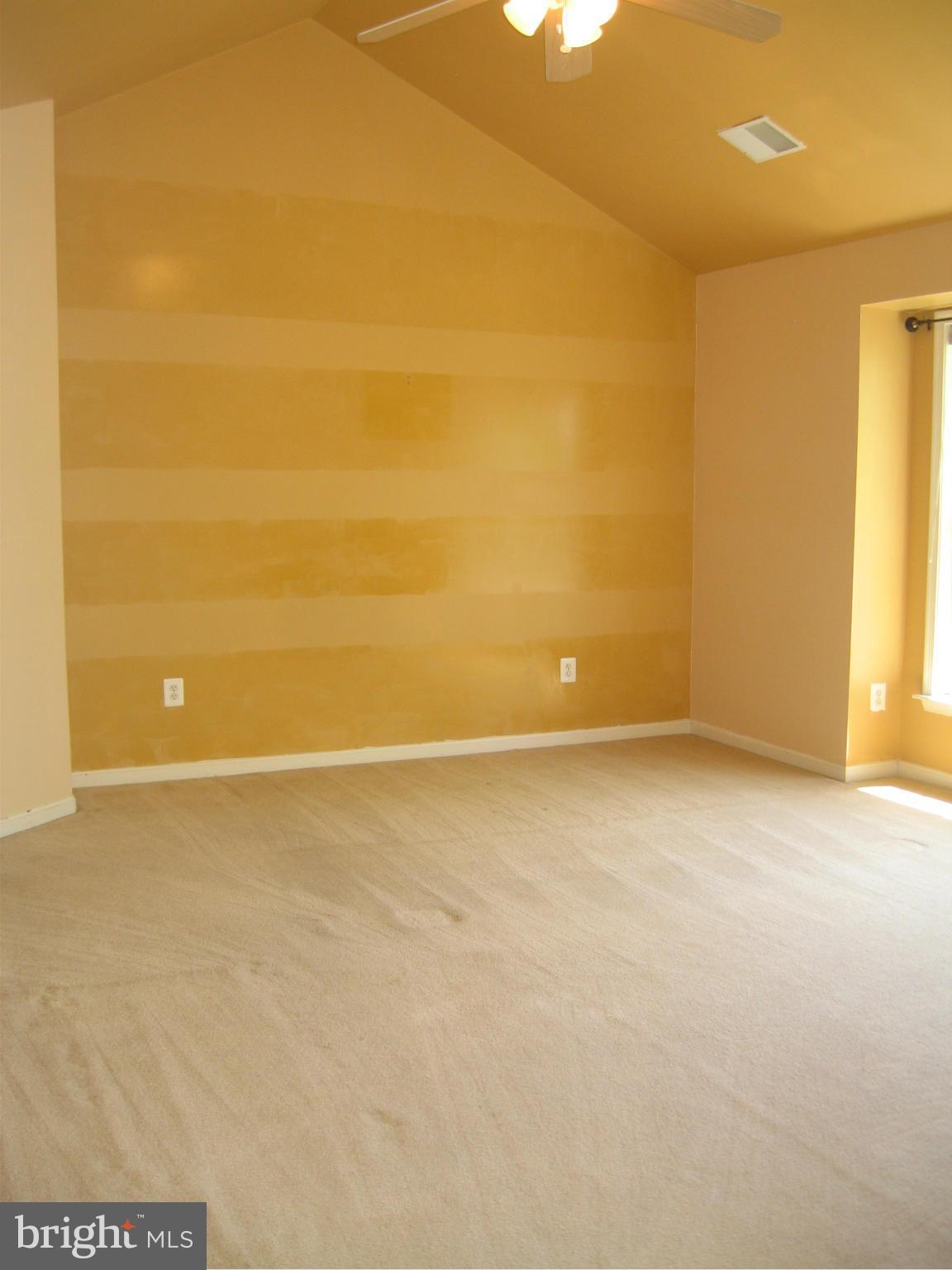 GREY ROCK VILLAS - Residential