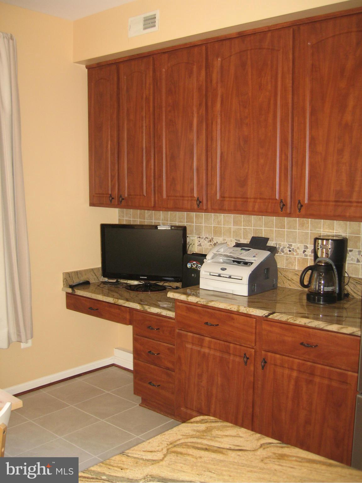 GREY ROCK VILLAS - Residential