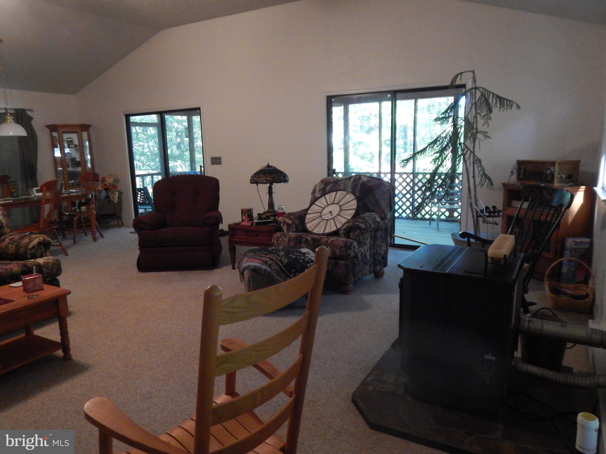 RIVER RIDGE - Residential