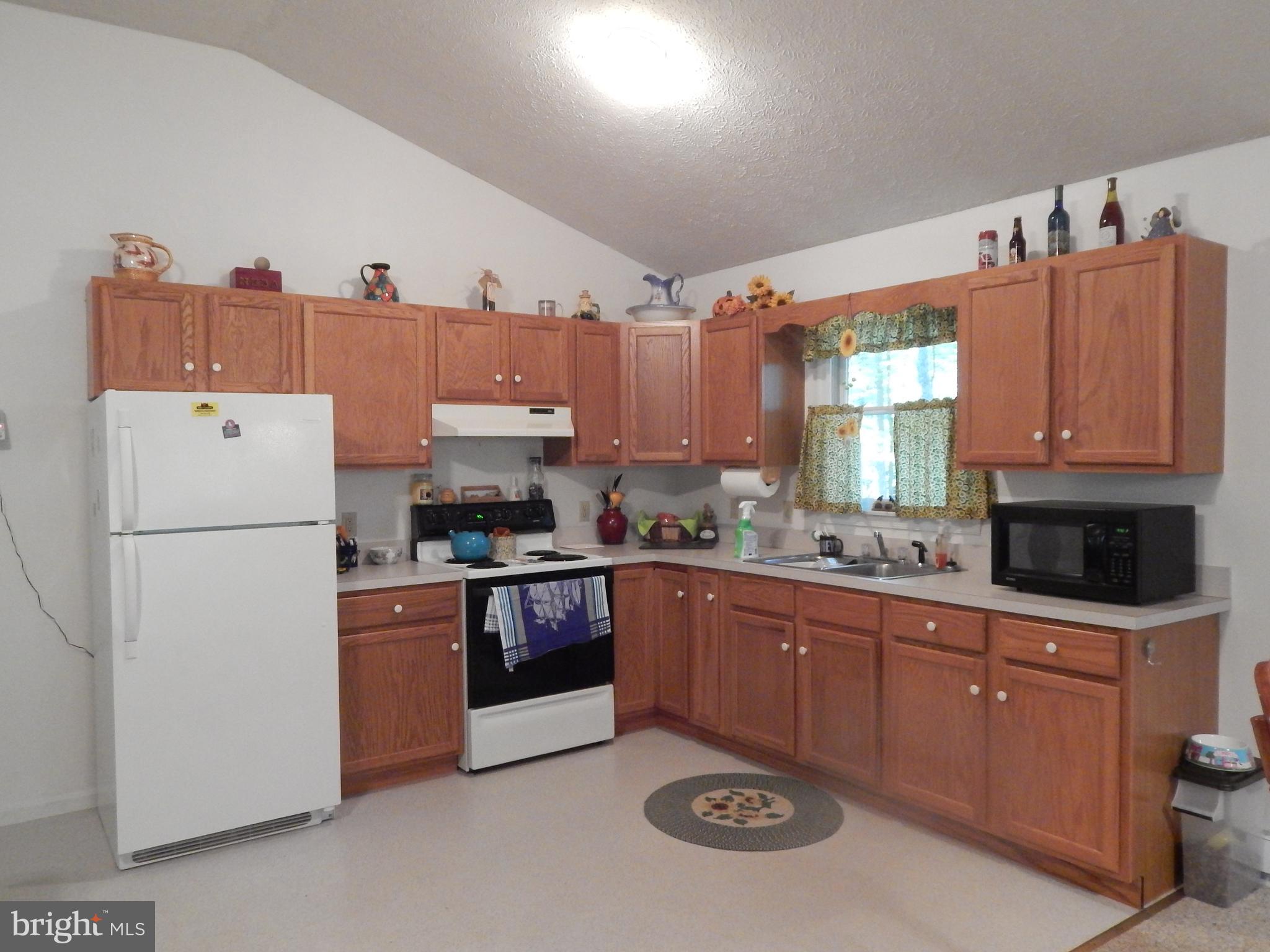 RIVER RIDGE - Residential