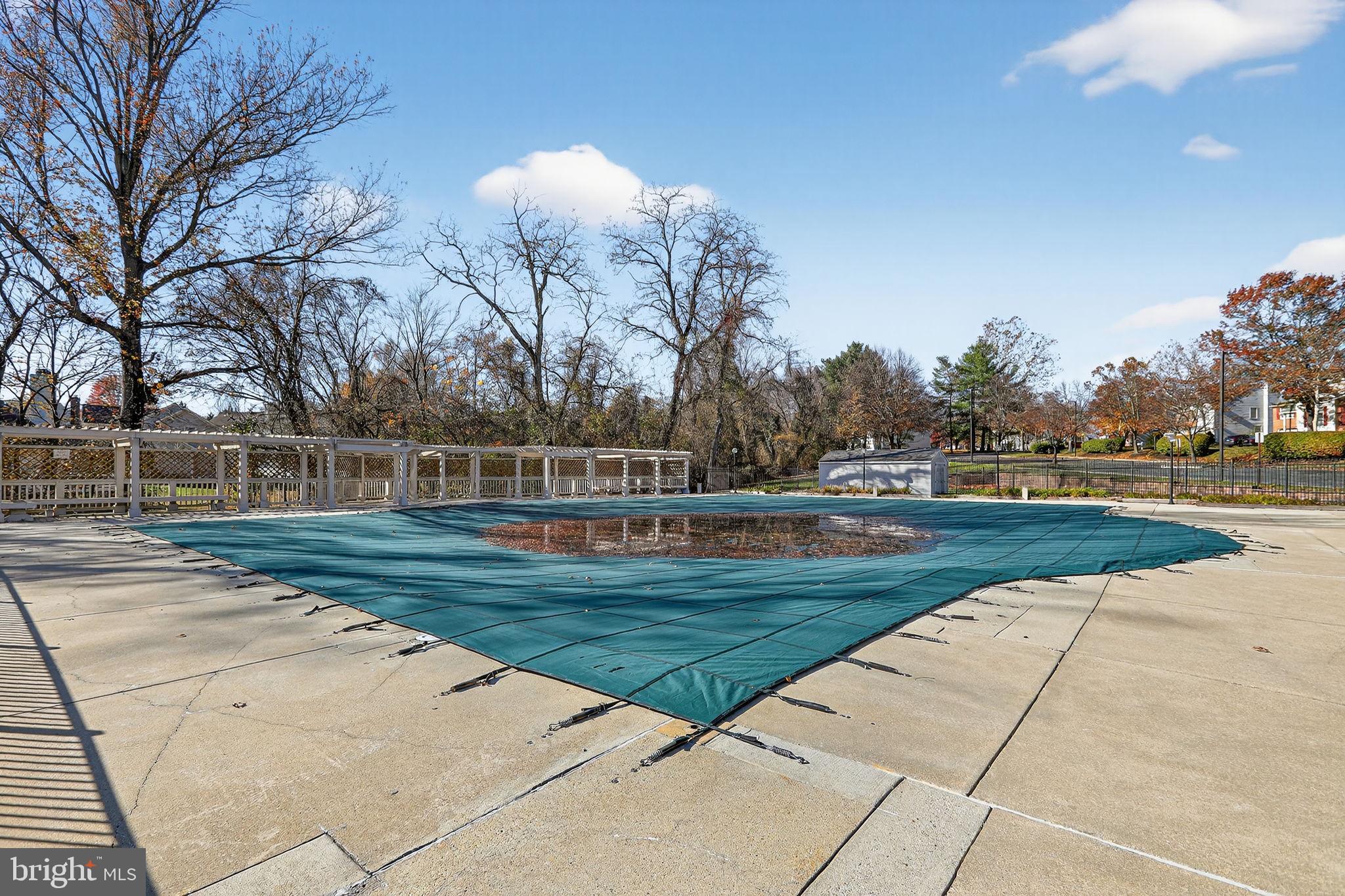 COLLINGTON STATION - Residential