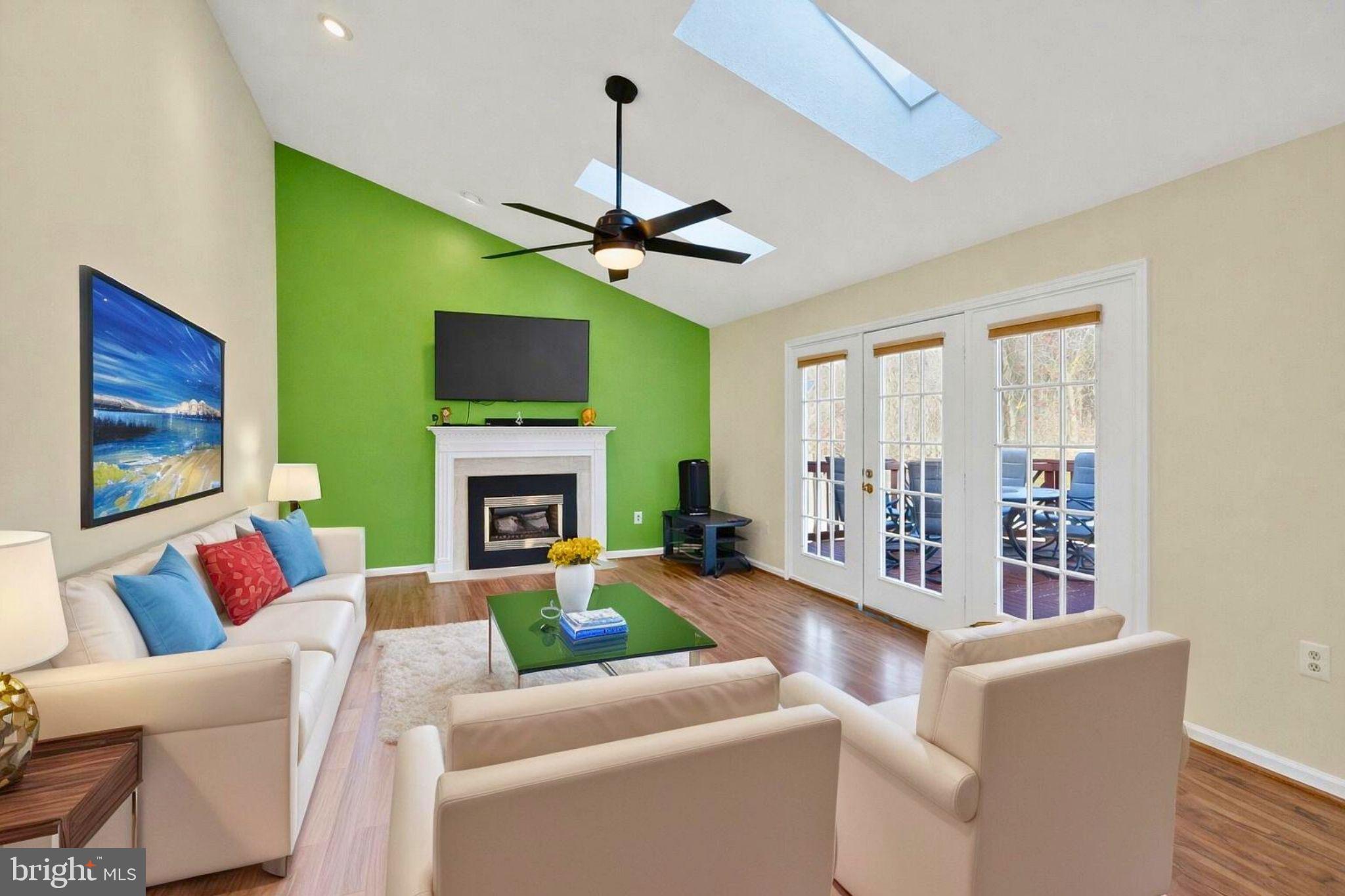 COLLINGTON STATION - Residential