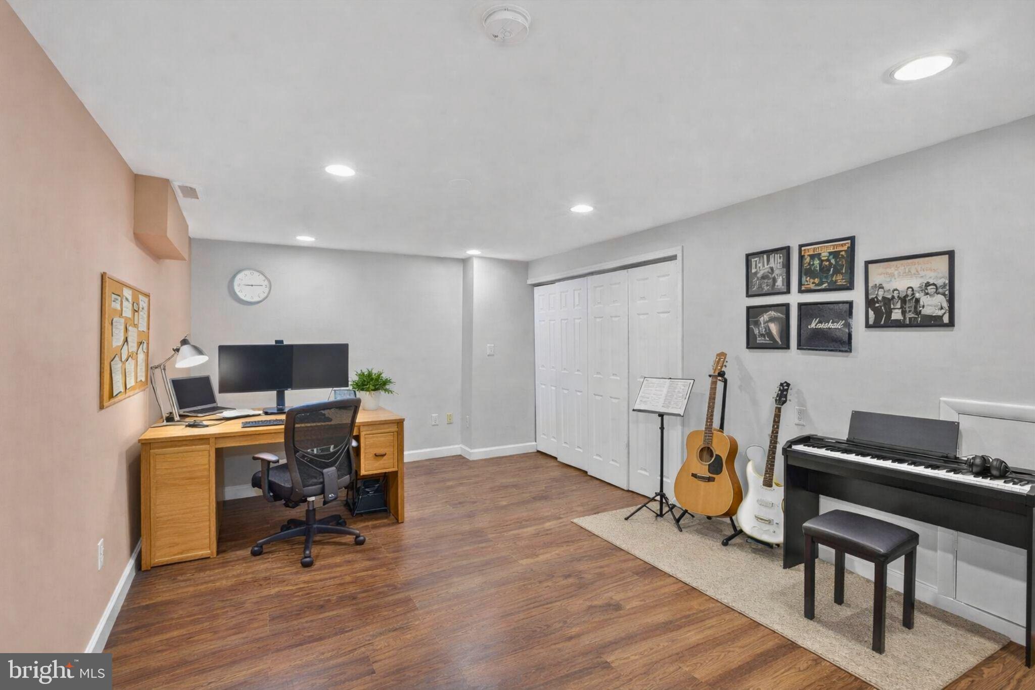 COLLINGTON STATION - Residential