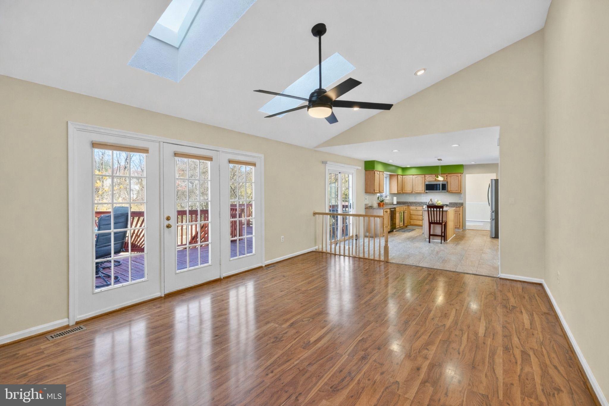 COLLINGTON STATION - Residential