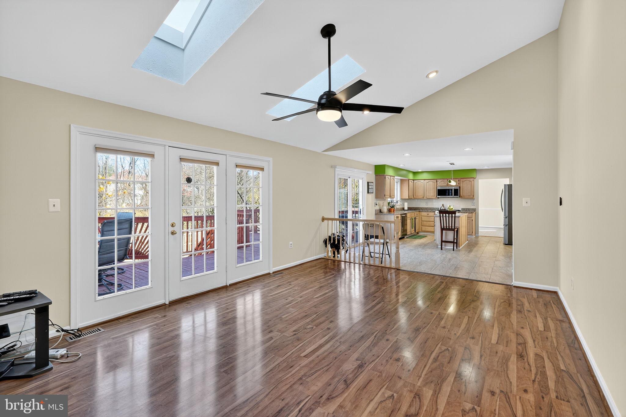 COLLINGTON STATION - Residential