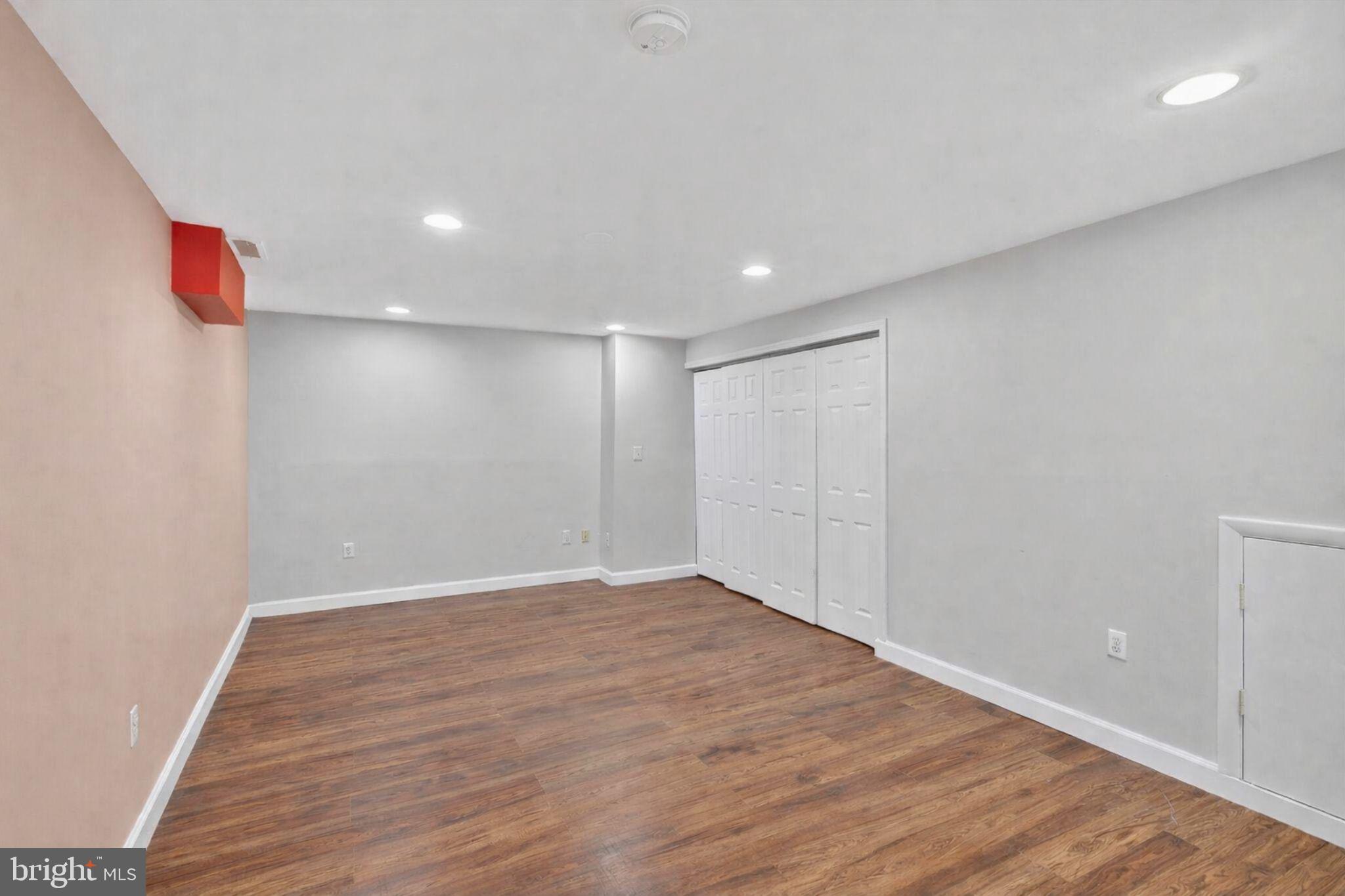 COLLINGTON STATION - Residential