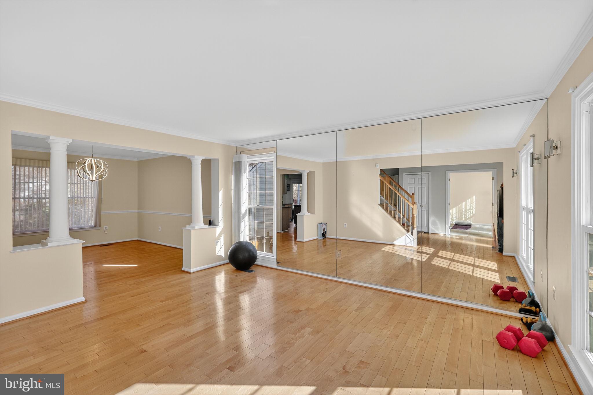 COLLINGTON STATION - Residential