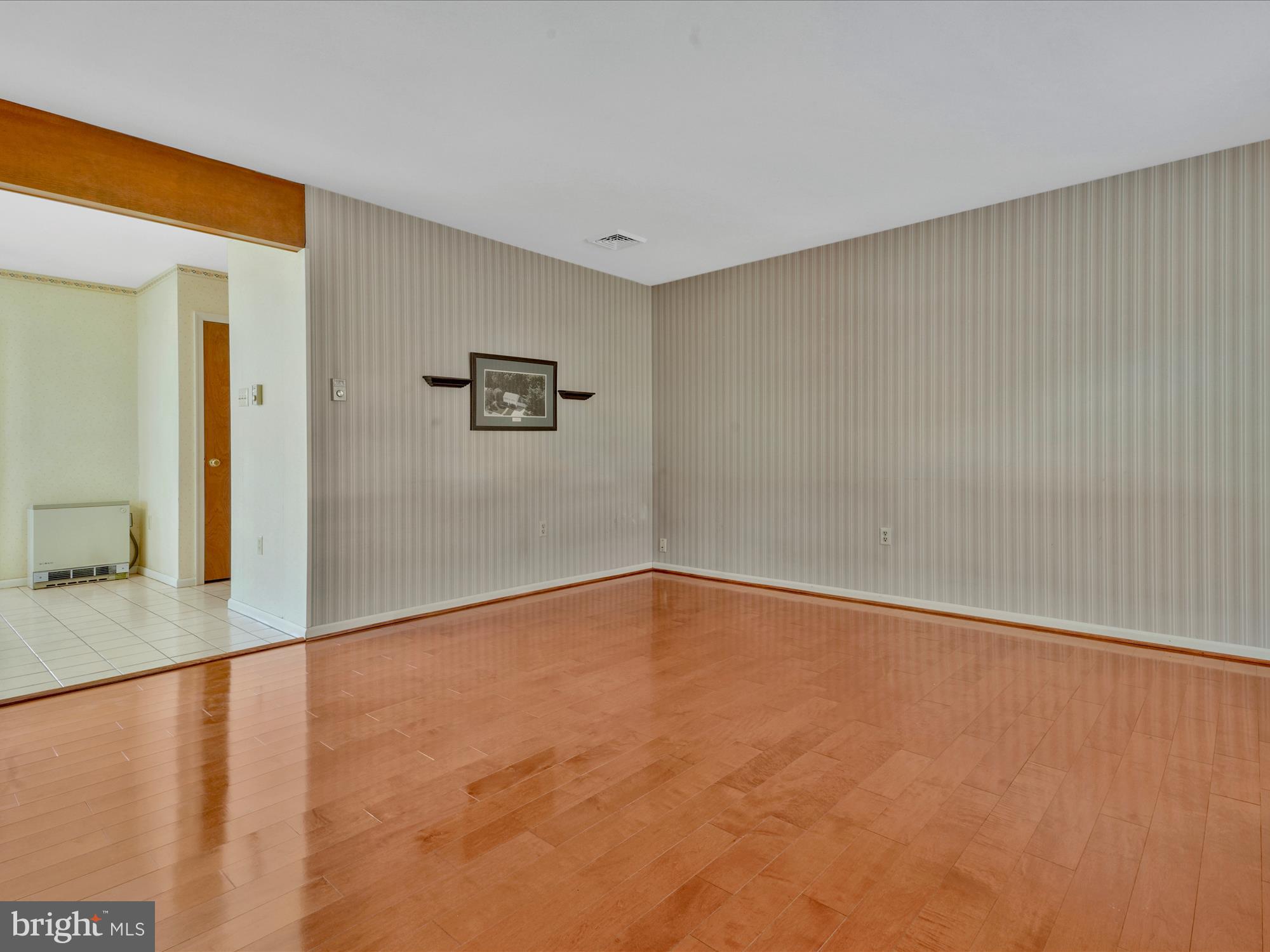 COTTAGE HILL WEST - Residential