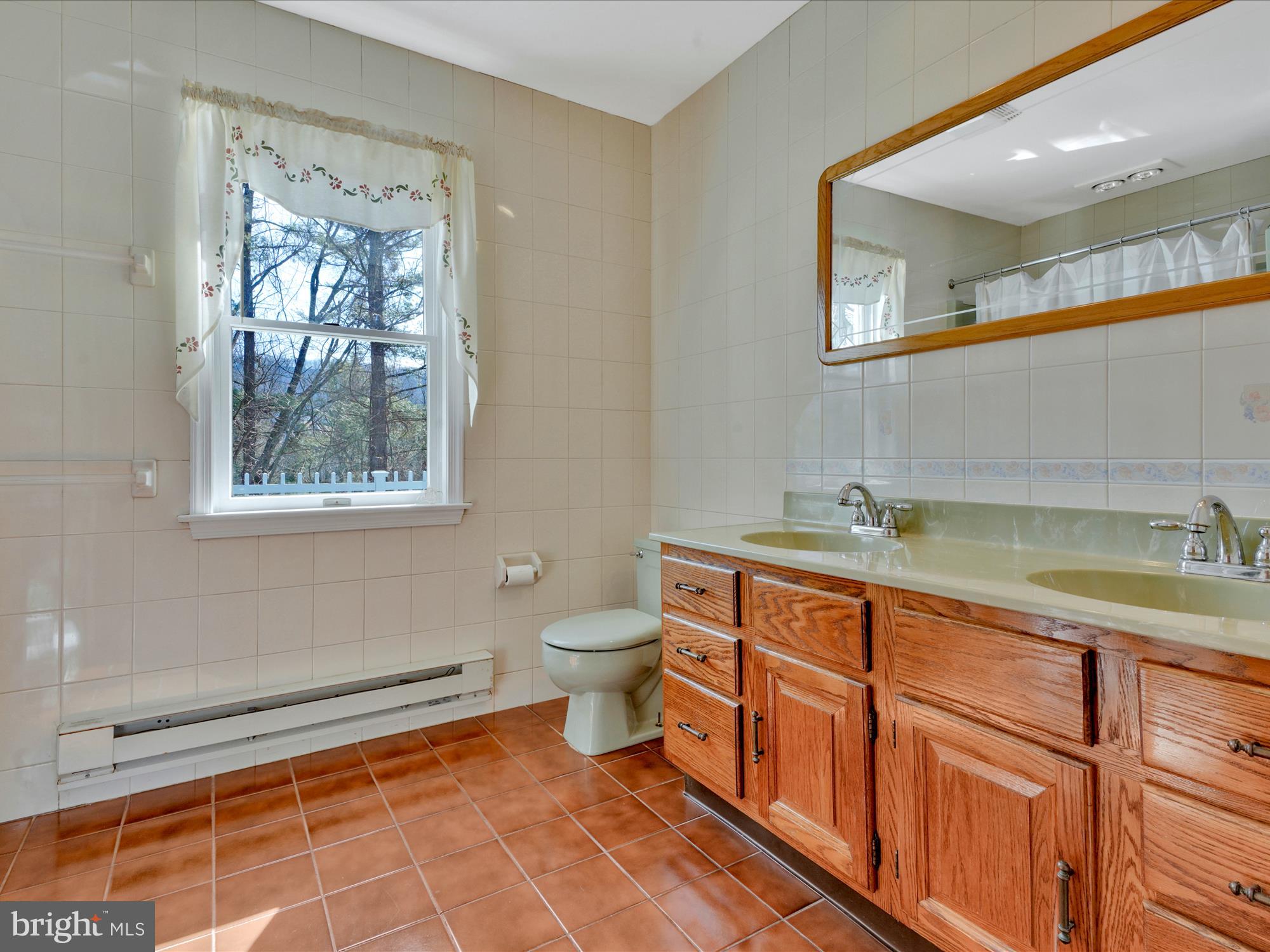 COTTAGE HILL WEST - Residential