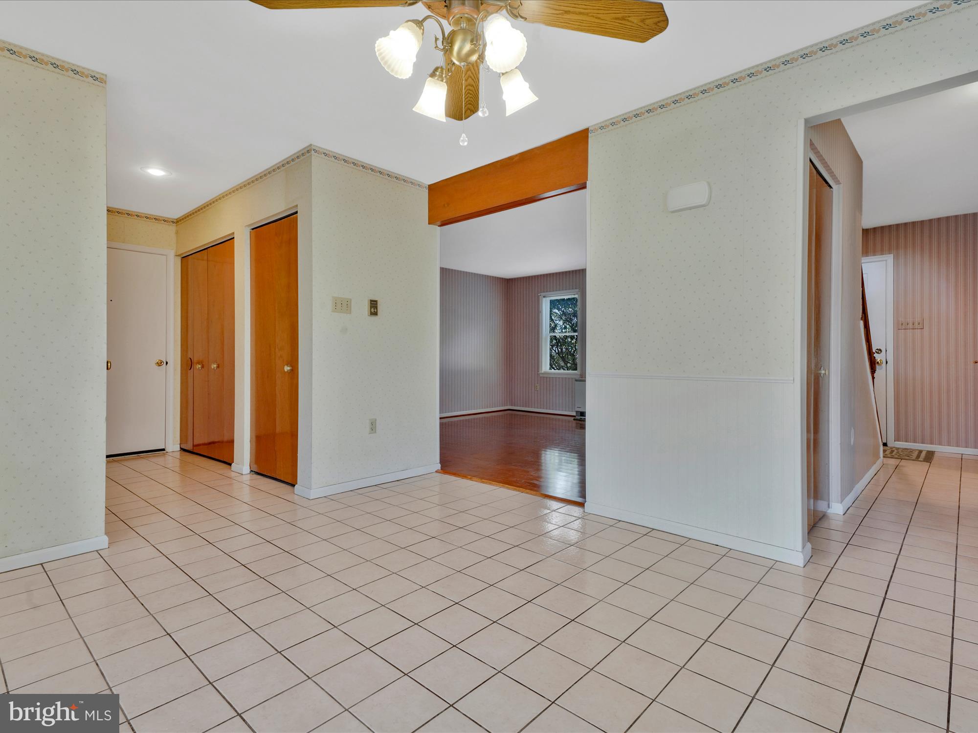 COTTAGE HILL WEST - Residential