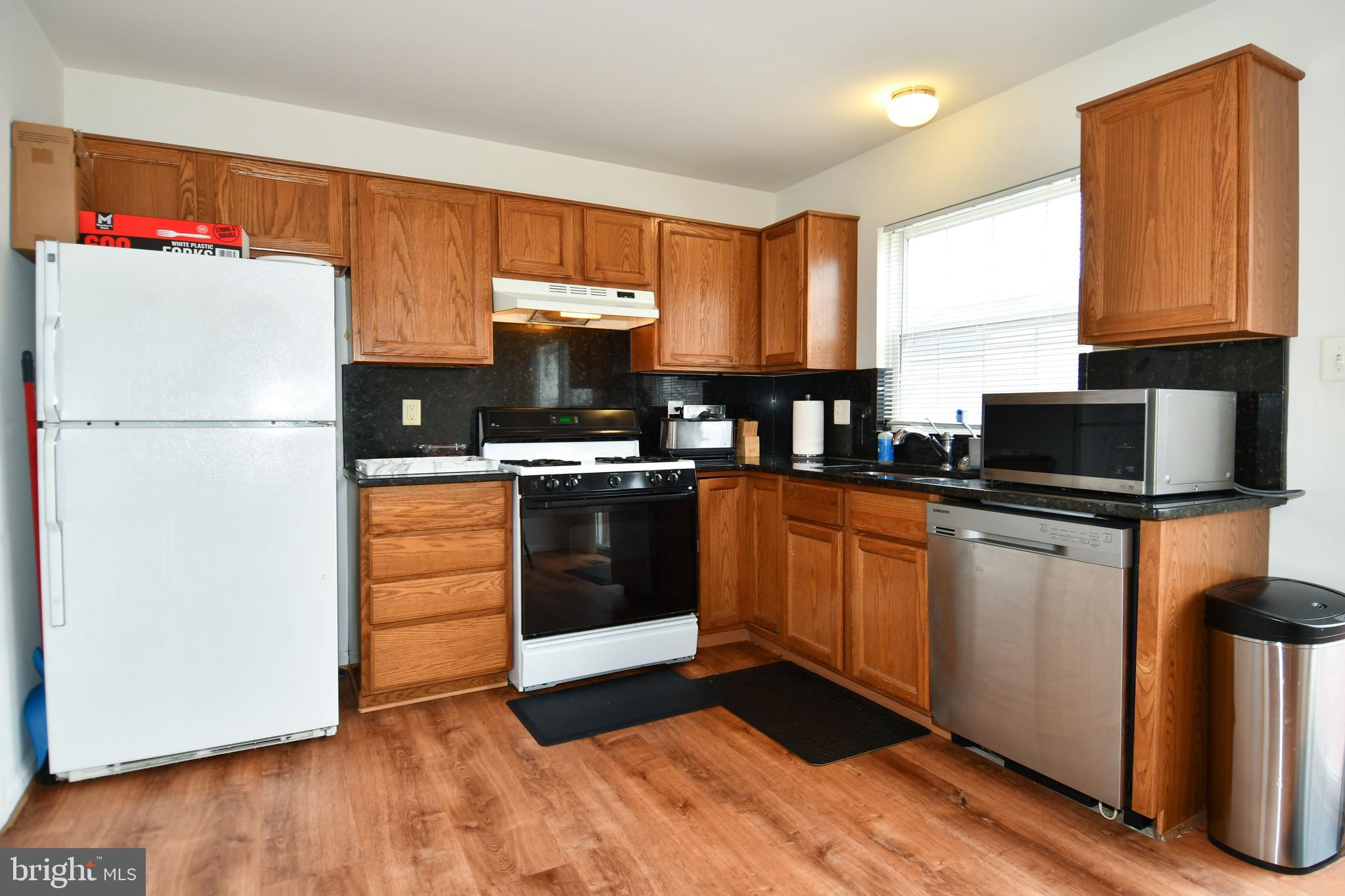 JAPONICA - Residential Lease