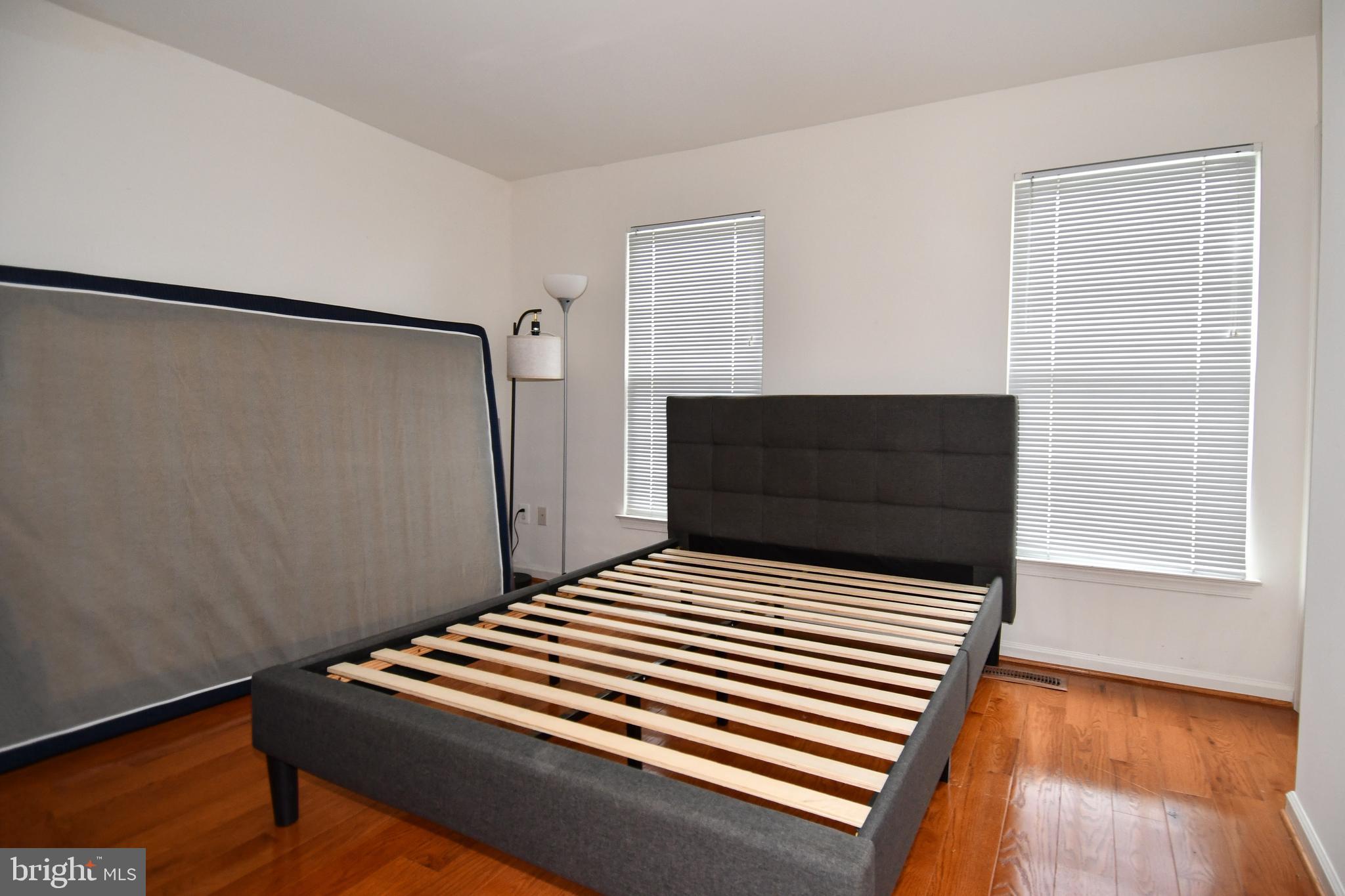 JAPONICA - Residential Lease