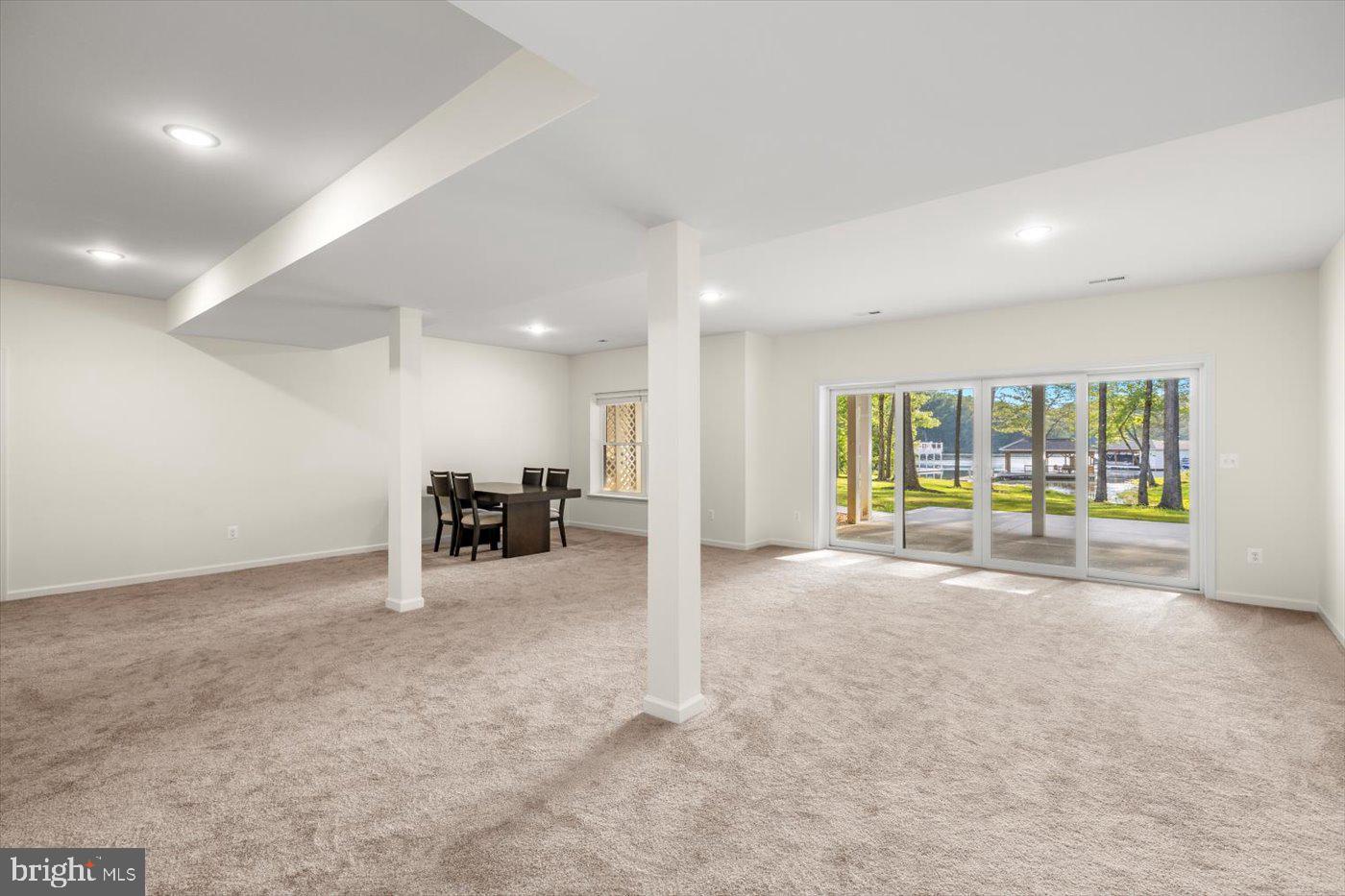 NOAHS LANDING - Residential