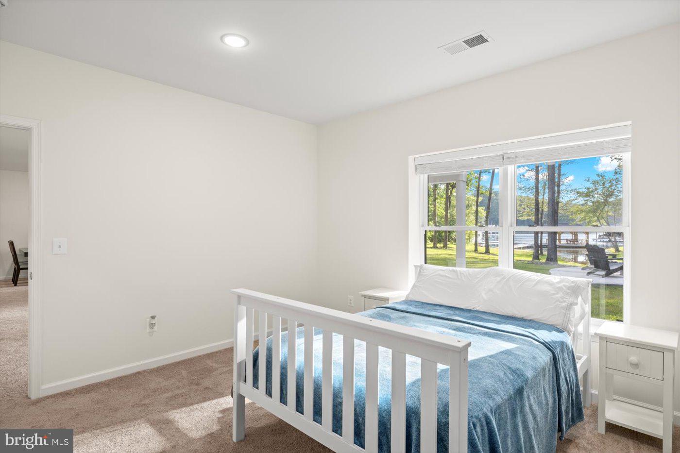 NOAHS LANDING - Residential