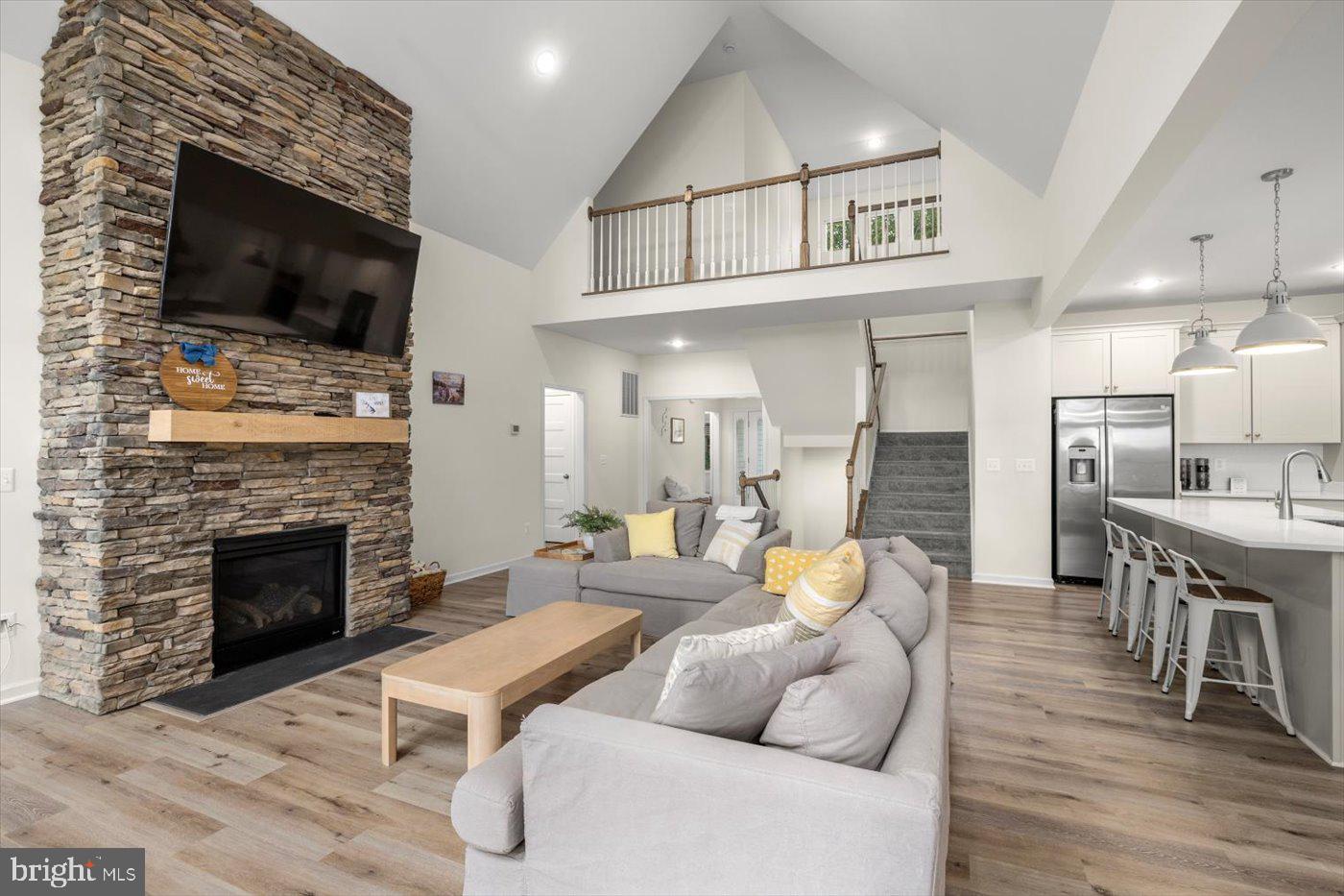 NOAHS LANDING - Residential