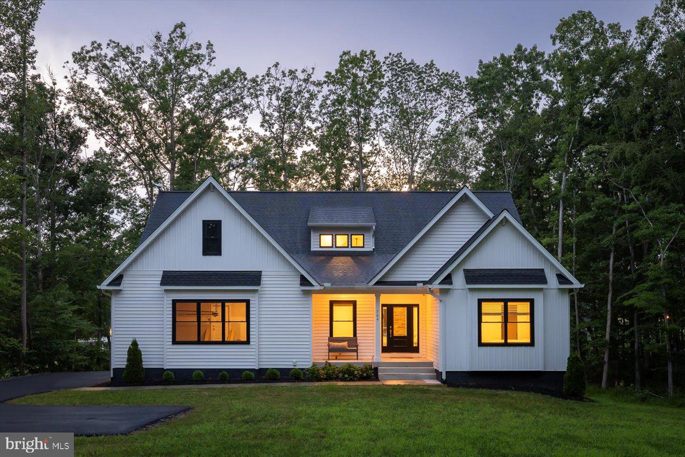 NOAHS LANDING - Residential