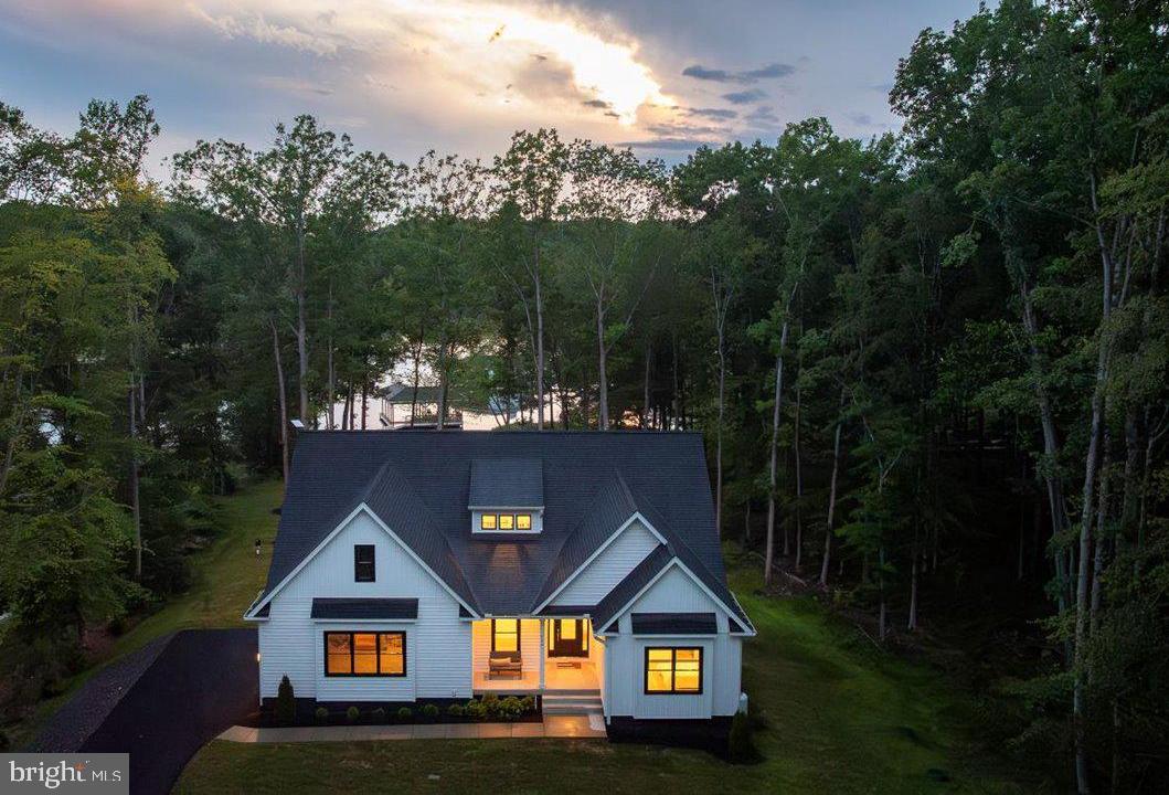764 NOAHS LANDING DRIVE