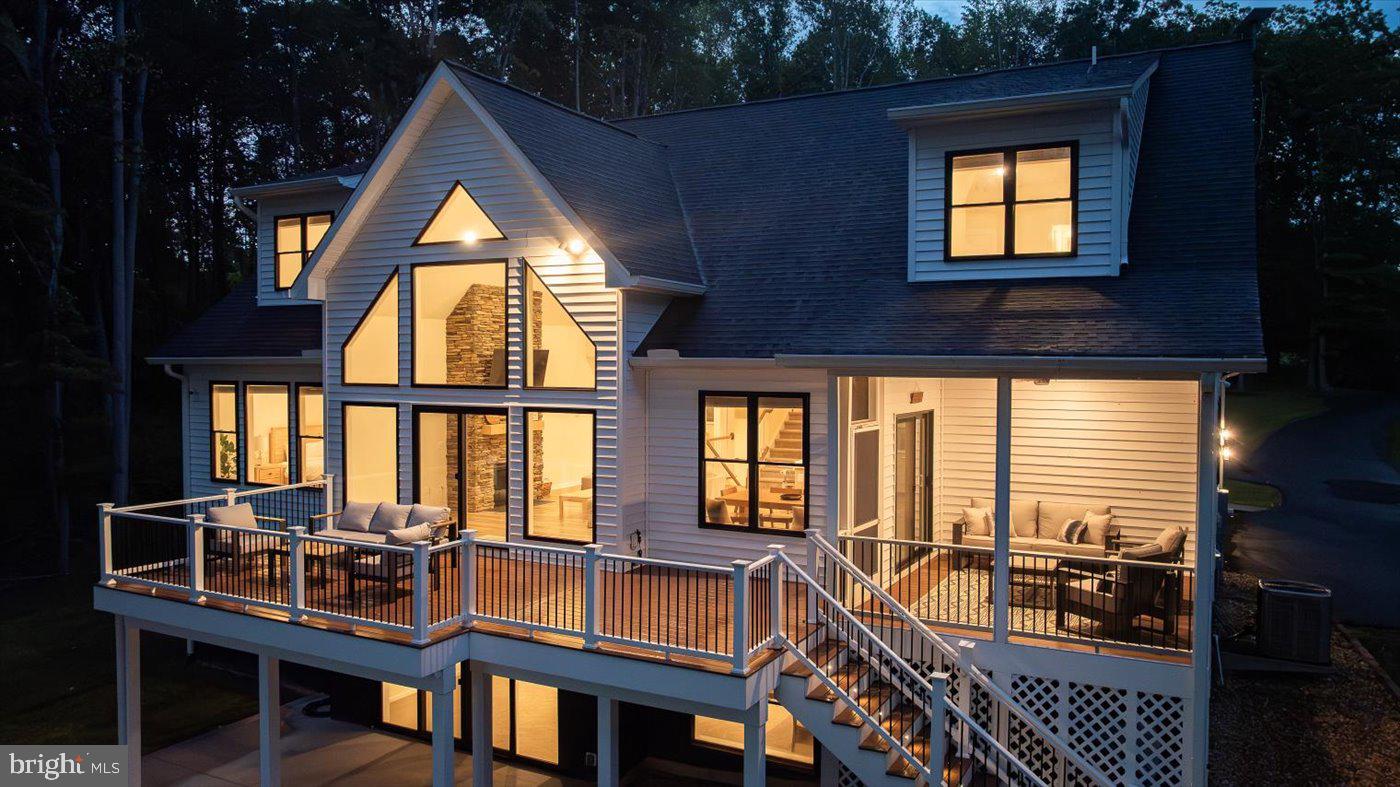 NOAHS LANDING - Residential