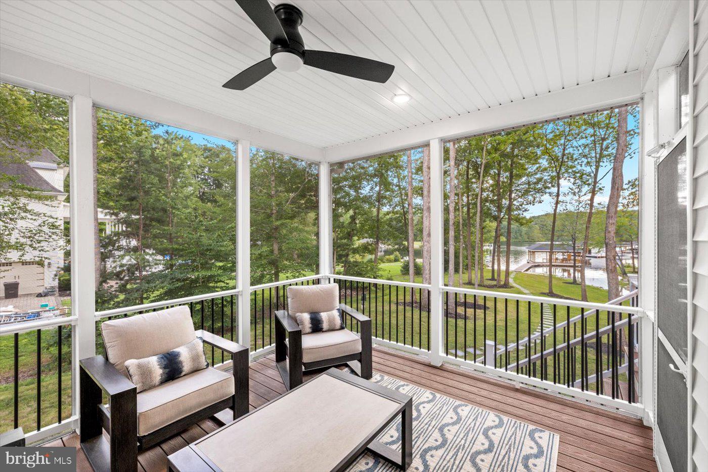 NOAHS LANDING - Residential