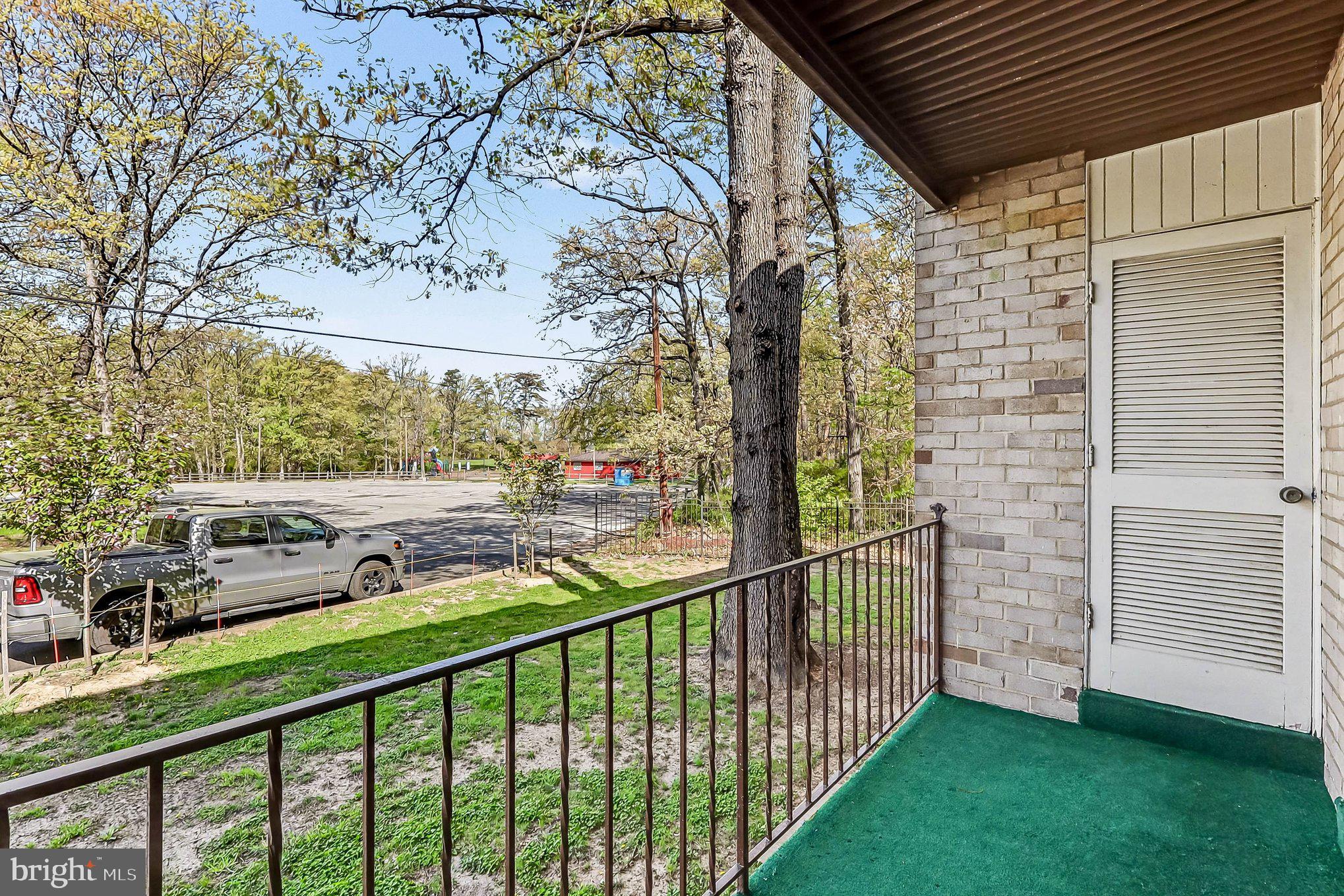 BRADBURY PARK - Residential