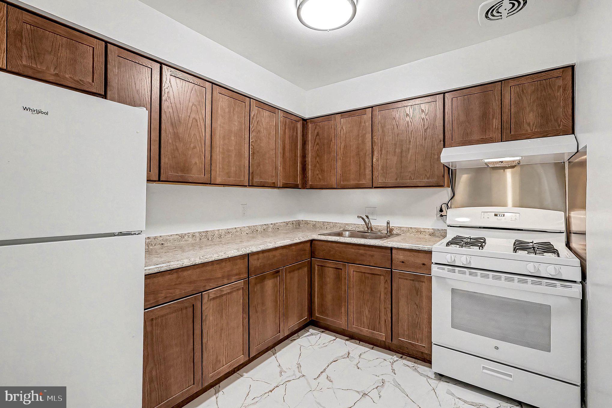 BRADBURY PARK - Residential